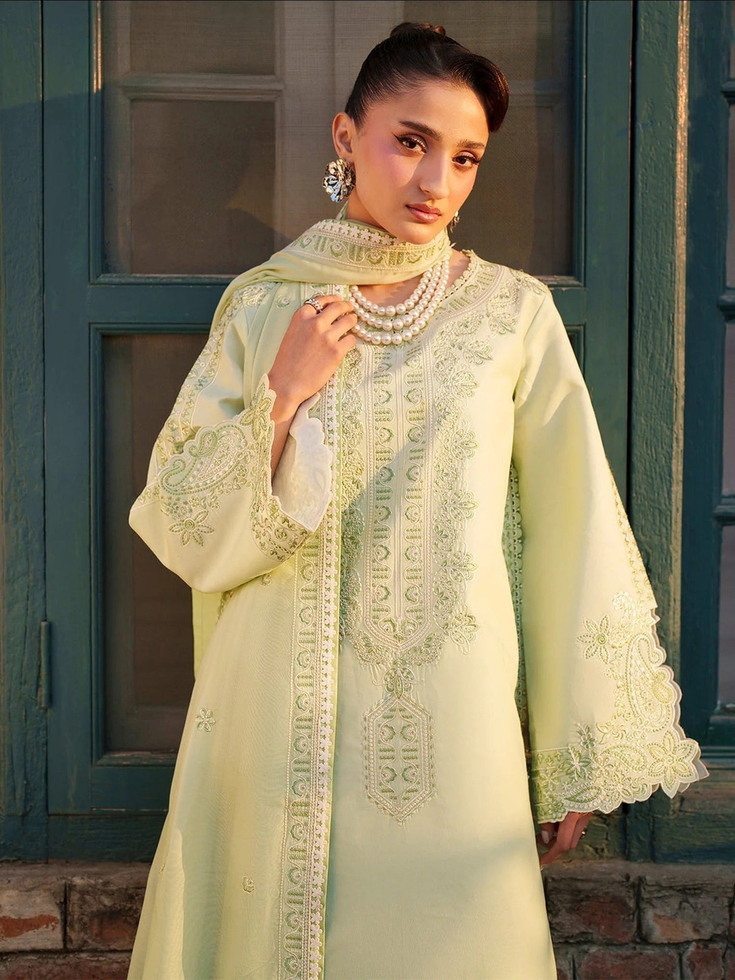 Mahnur Fiona Lawn'26 Embroidered Stitched 3-Piece Suit-F-14