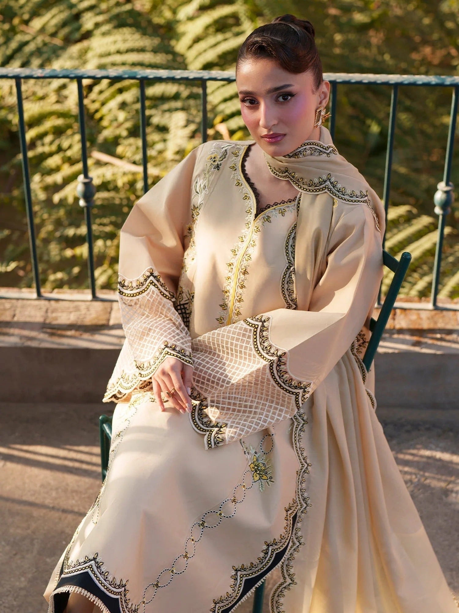 Mahnur Fiona Lawn'26 Embroidered Stitched 3-Piece Suit-F-04