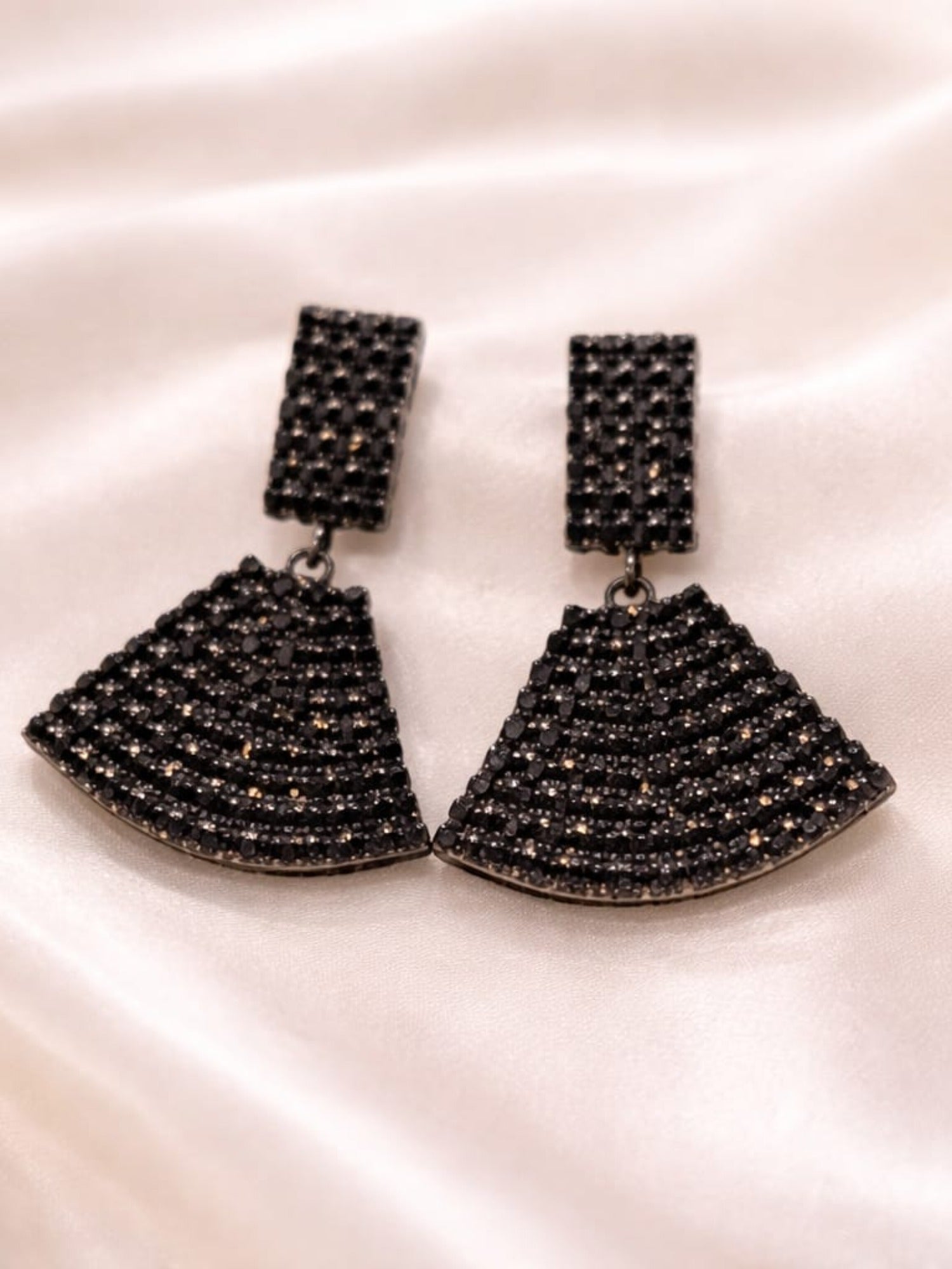 Black Durwaj's Drop Earrings-DW-060