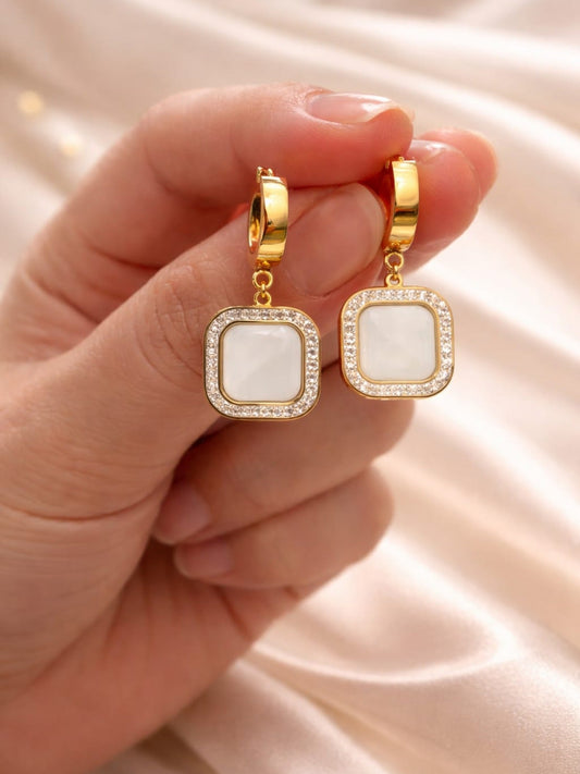 Golden Durwaj's Drop Earrings-DW-069