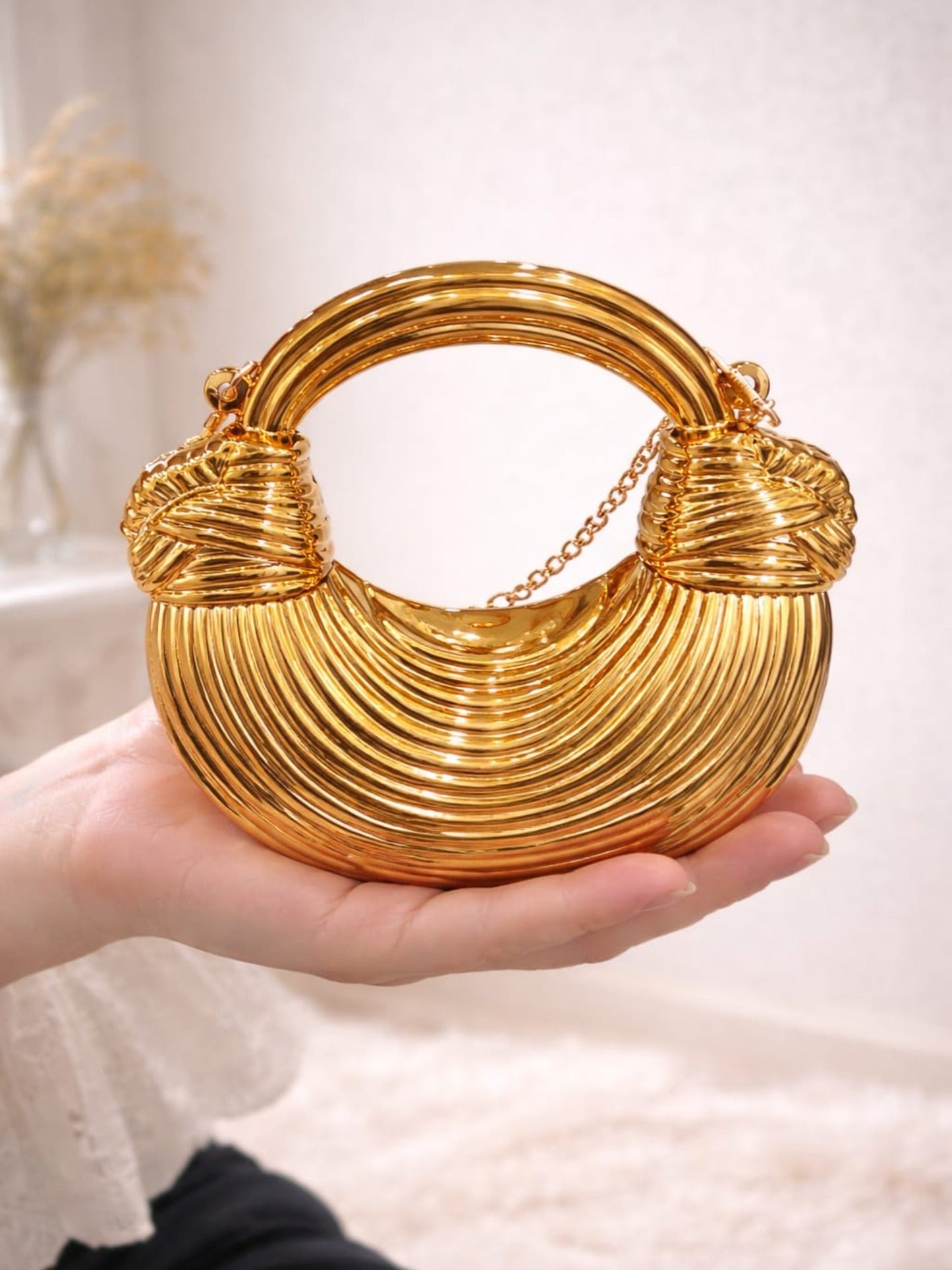 Golden Durwaj's Clutch-DW-091