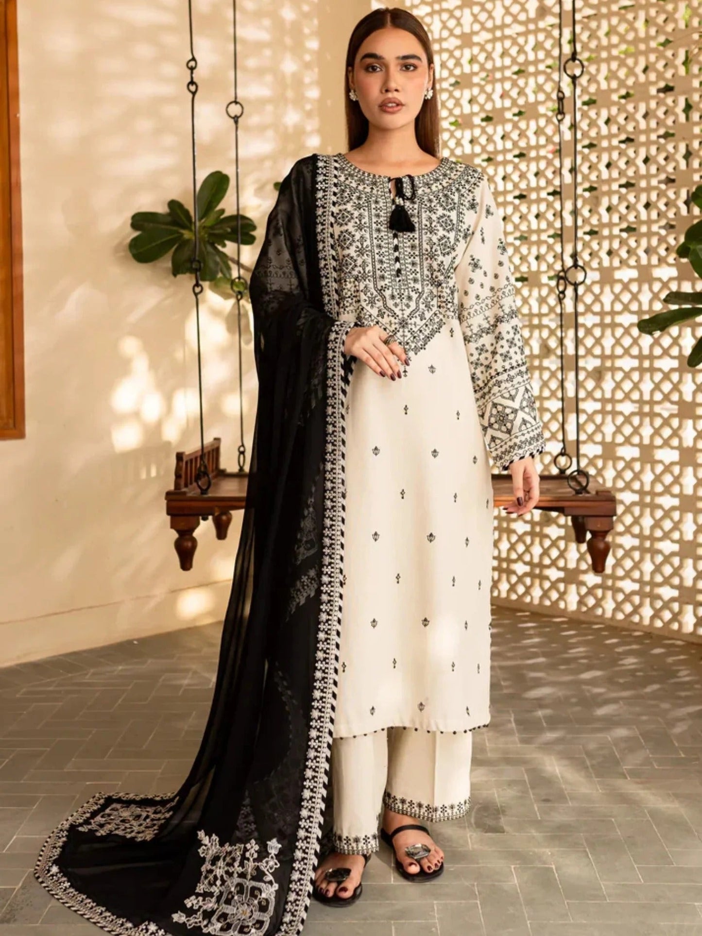 Black-Silai Libas Linen Embroidered Stitched 3-Piece Suit-Arfa