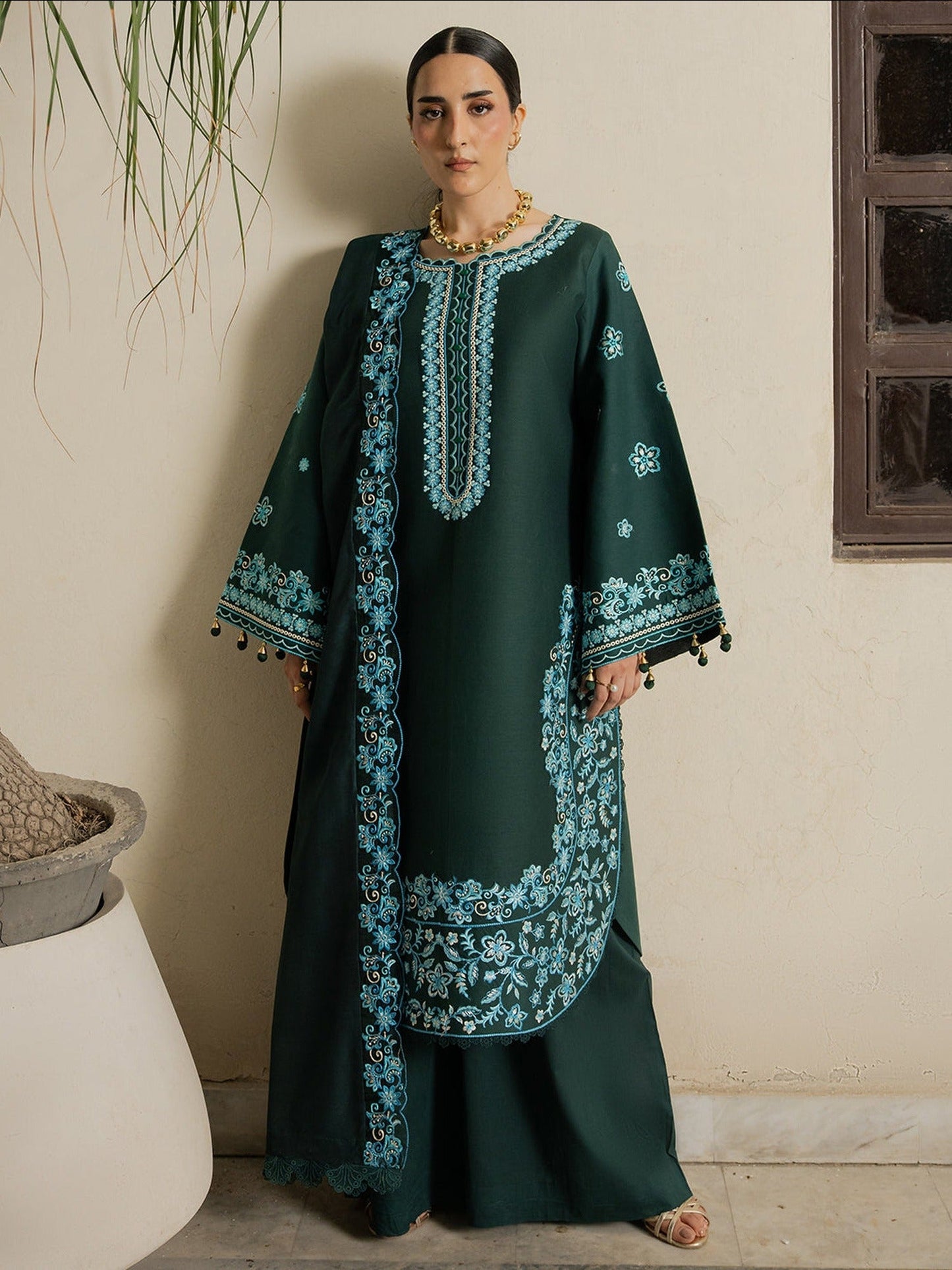 Green-Mahnur Amaya Lawn'26 Embroidered Unstitched 3-Piece Suit-MU-04