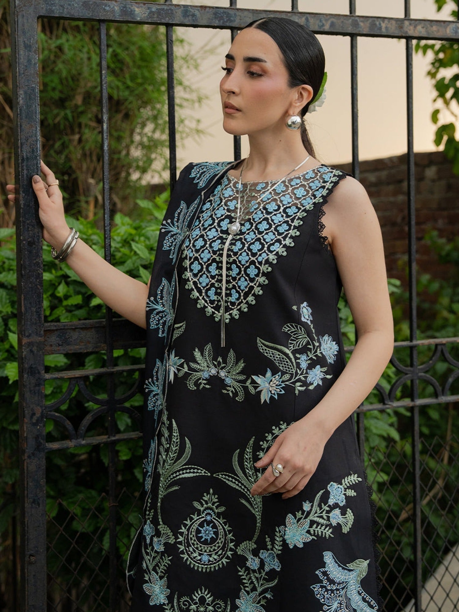 Black Mahnur Amaya Lawn'26 Embroidered Unstitched 3-Piece Suit-MU-11