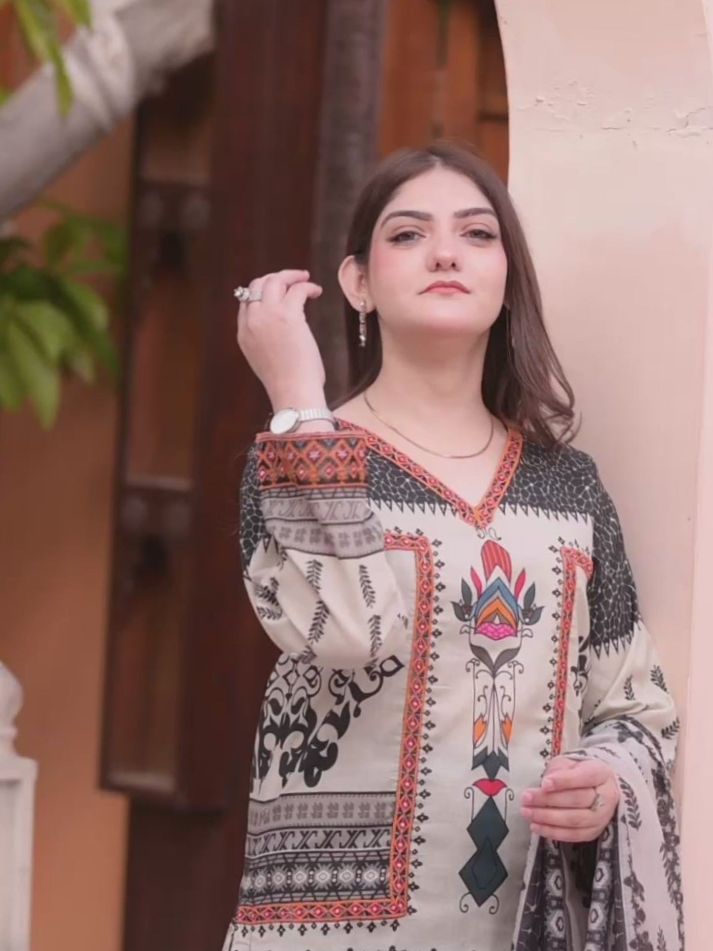 Ivory Black MH Cloth House Cotton Lawn Embroidered Stitched 3-Piece Suit-Khwabeeda