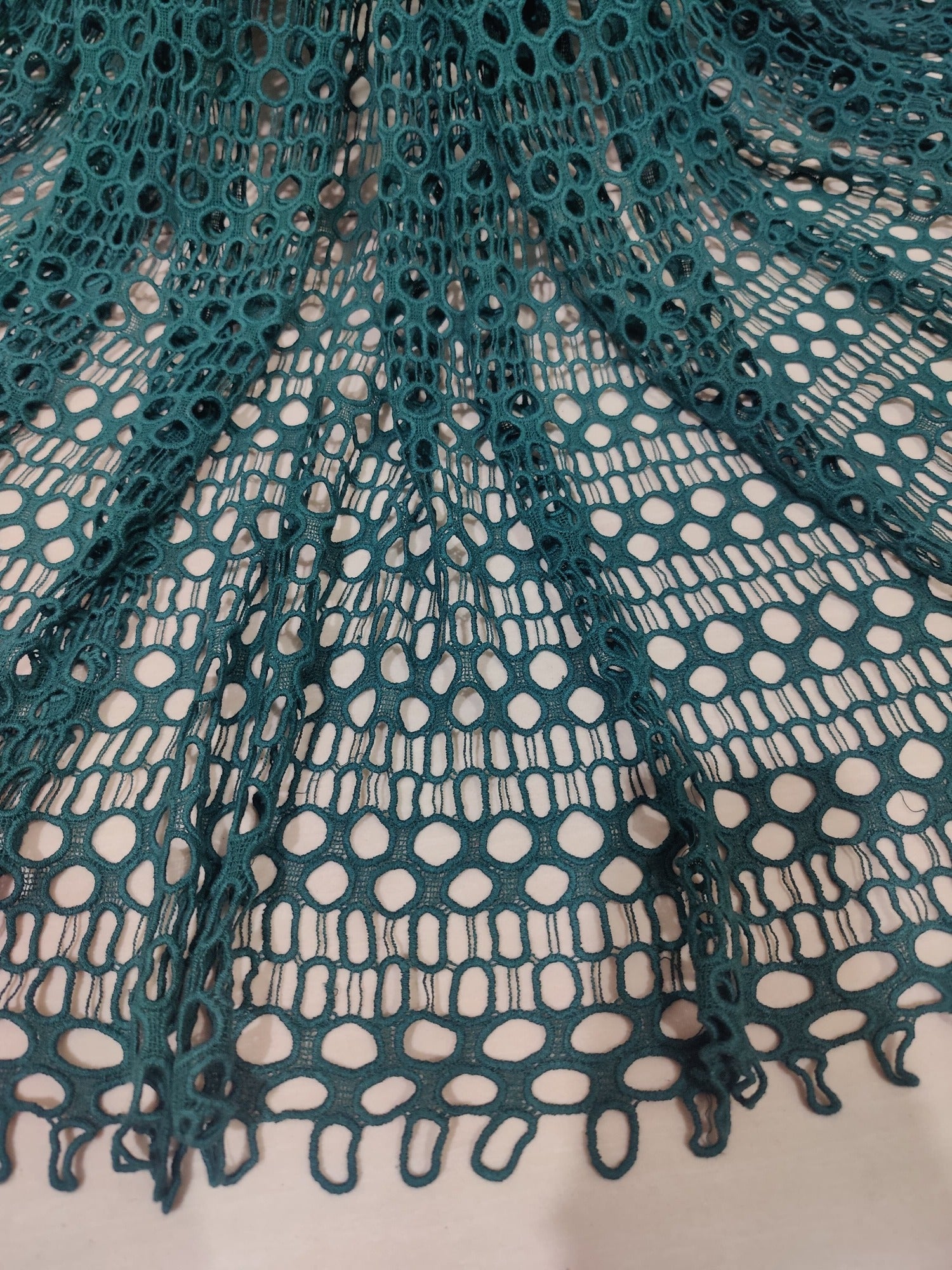 Green Duas Boutique Crochet Net Unstitched 3-Piece Suit-Style 2