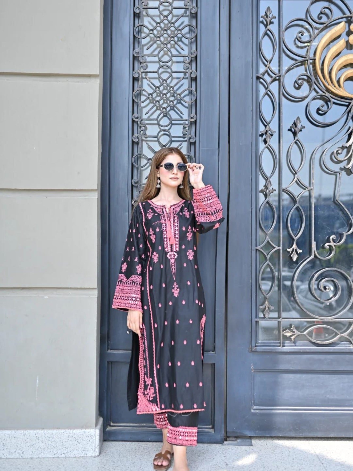 Black Savarna Cotton Embroidered Stitched 2-Piece Suit