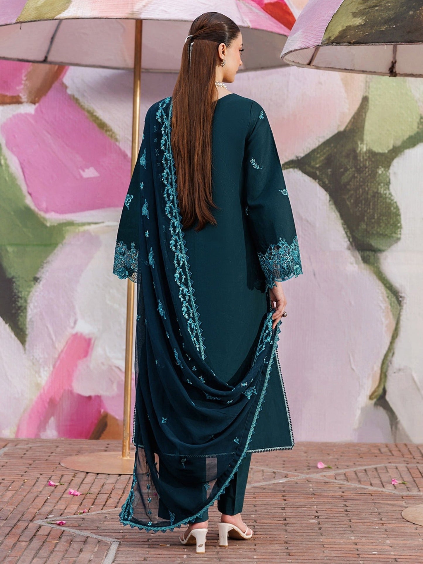 Green-Mahnur Morbagh Luxury Lawn'26 Embroidered Unstitched 3-Piece Suit-M-04