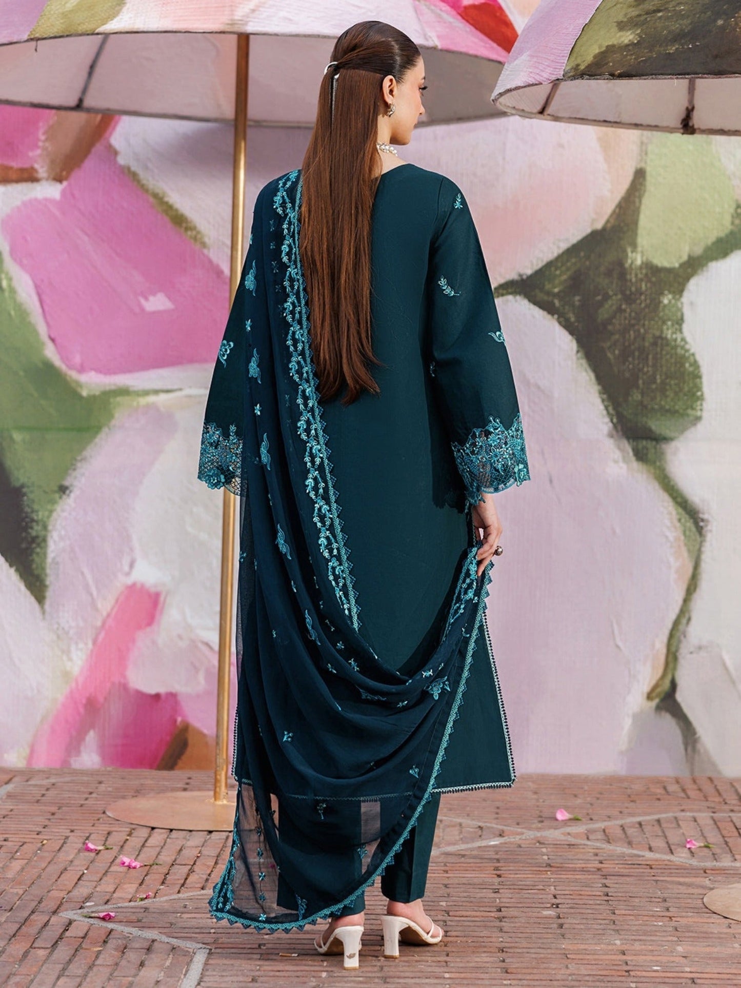 Green-Mahnur Morbagh Luxury Lawn'26 Embroidered Stitched 3-Piece Suit-M-04
