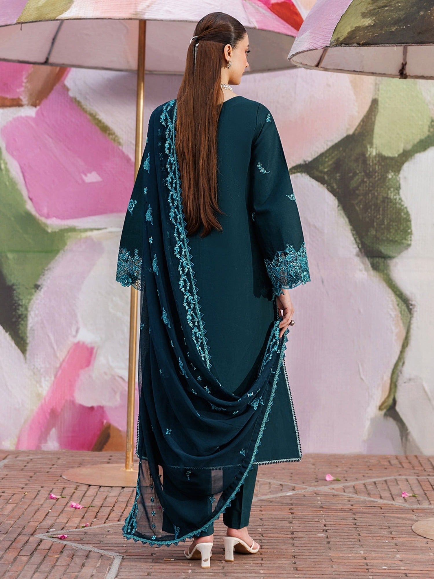 Green-Mahnur Morbagh Luxury Lawn'26 Embroidered Stitched 3-Piece Suit-M-04