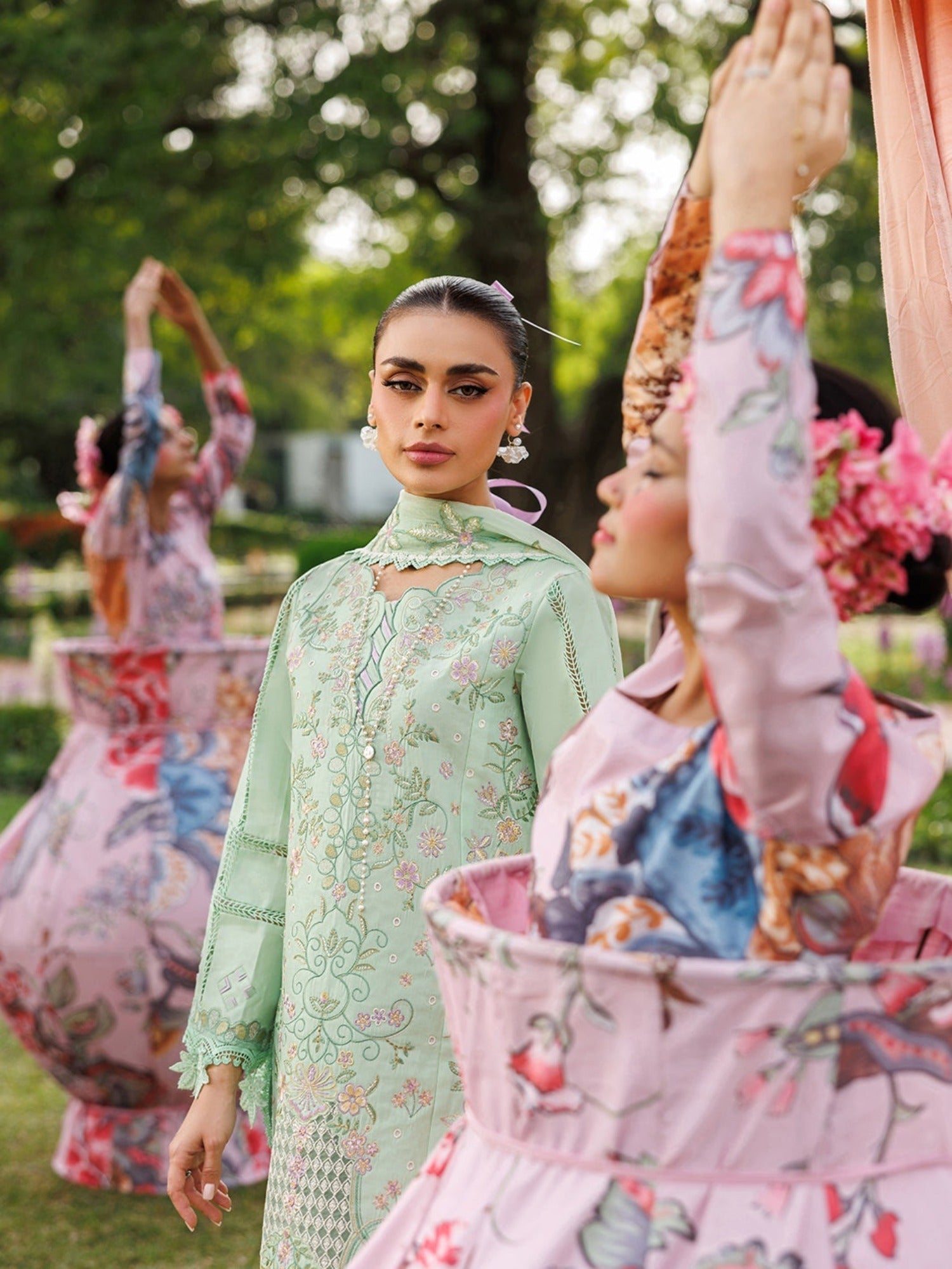Green-Mahnur Morbagh Luxury Lawn'26 Embroidered Unstitched 3-Piece Suit-M-06