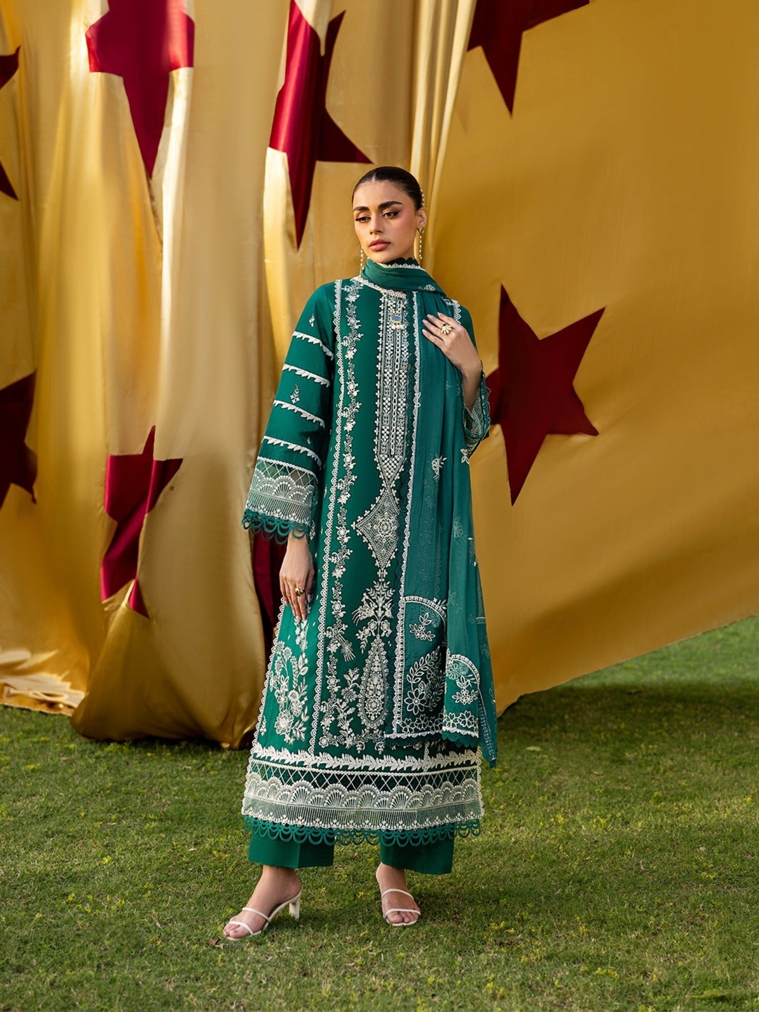 Green-Mahnur Morbagh Luxury Lawn'26 Embroidered Unstitched 3-Piece Suit-M-09