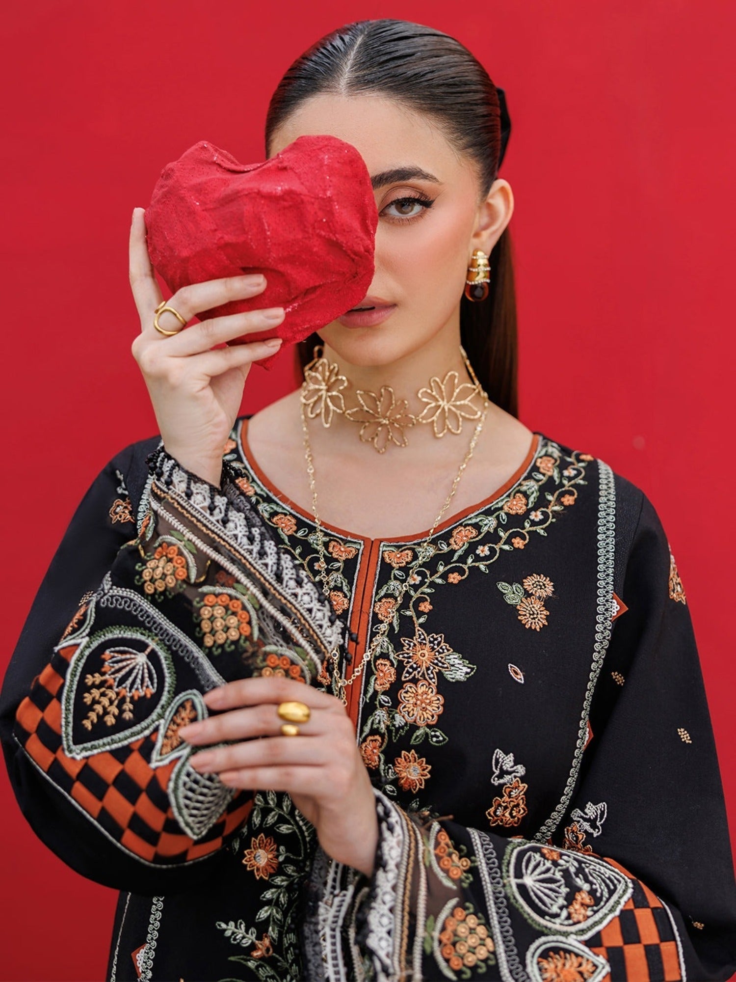 Black-Mahnur Morbagh Luxury Lawn'26 Embroidered Stitched 3-Piece Suit-M-11