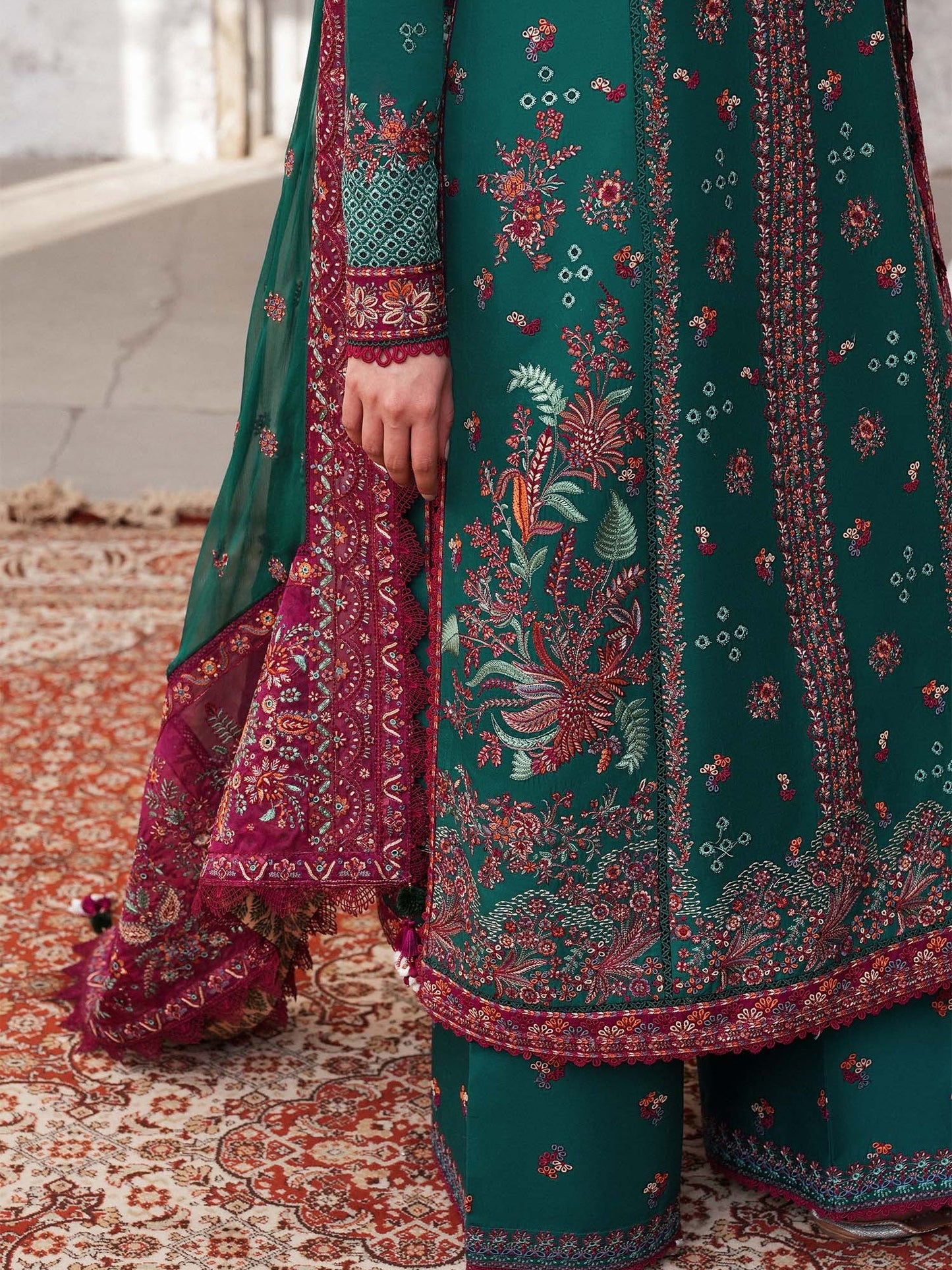Green Hussain Rehar Barmala Pret'26 Lawn Embroidered 3-Piece Suit-Zammuradi