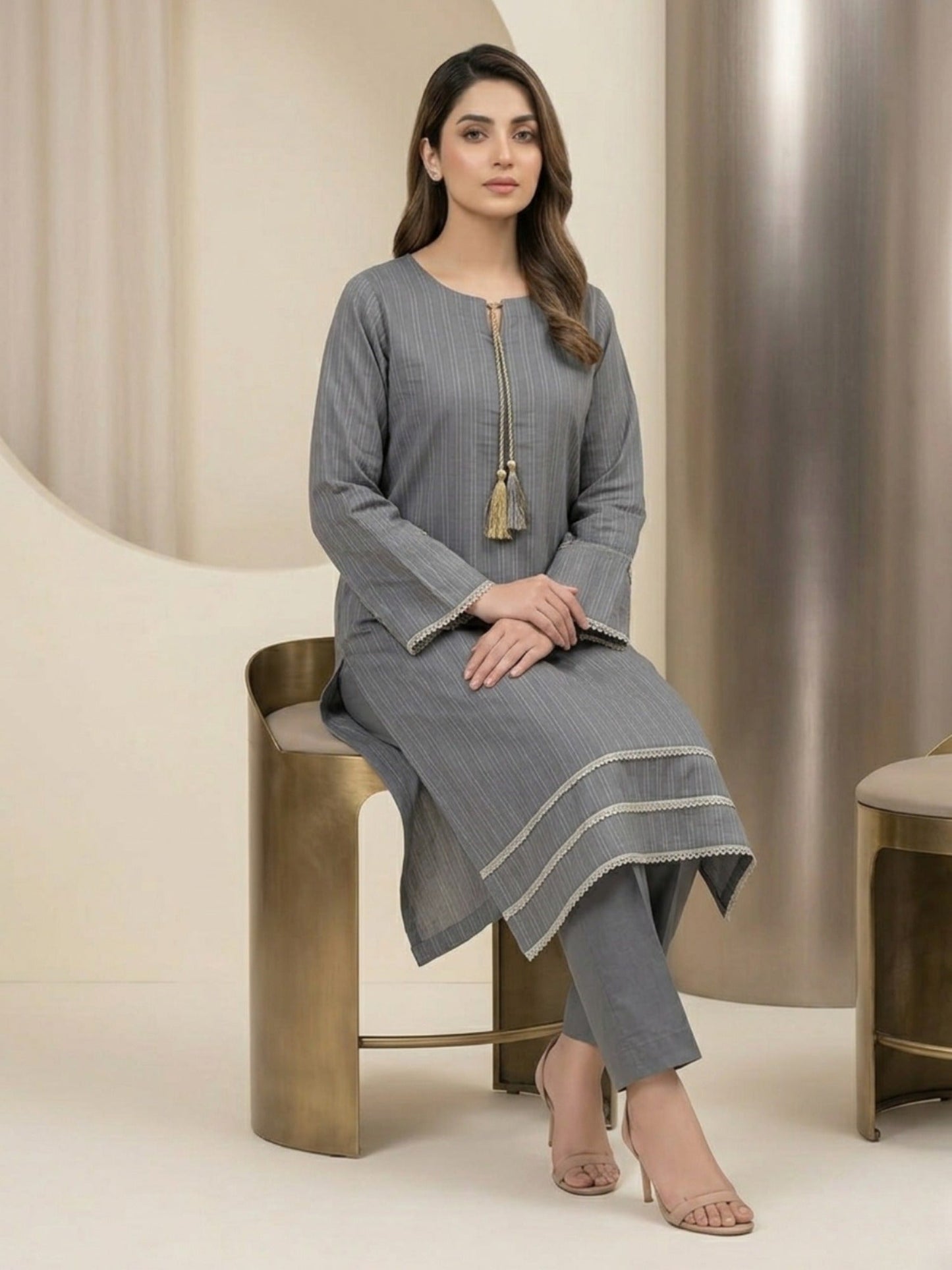 Grey-Bin Shaukat Lawn Brosha Plain Stitched 2-Piece Suit