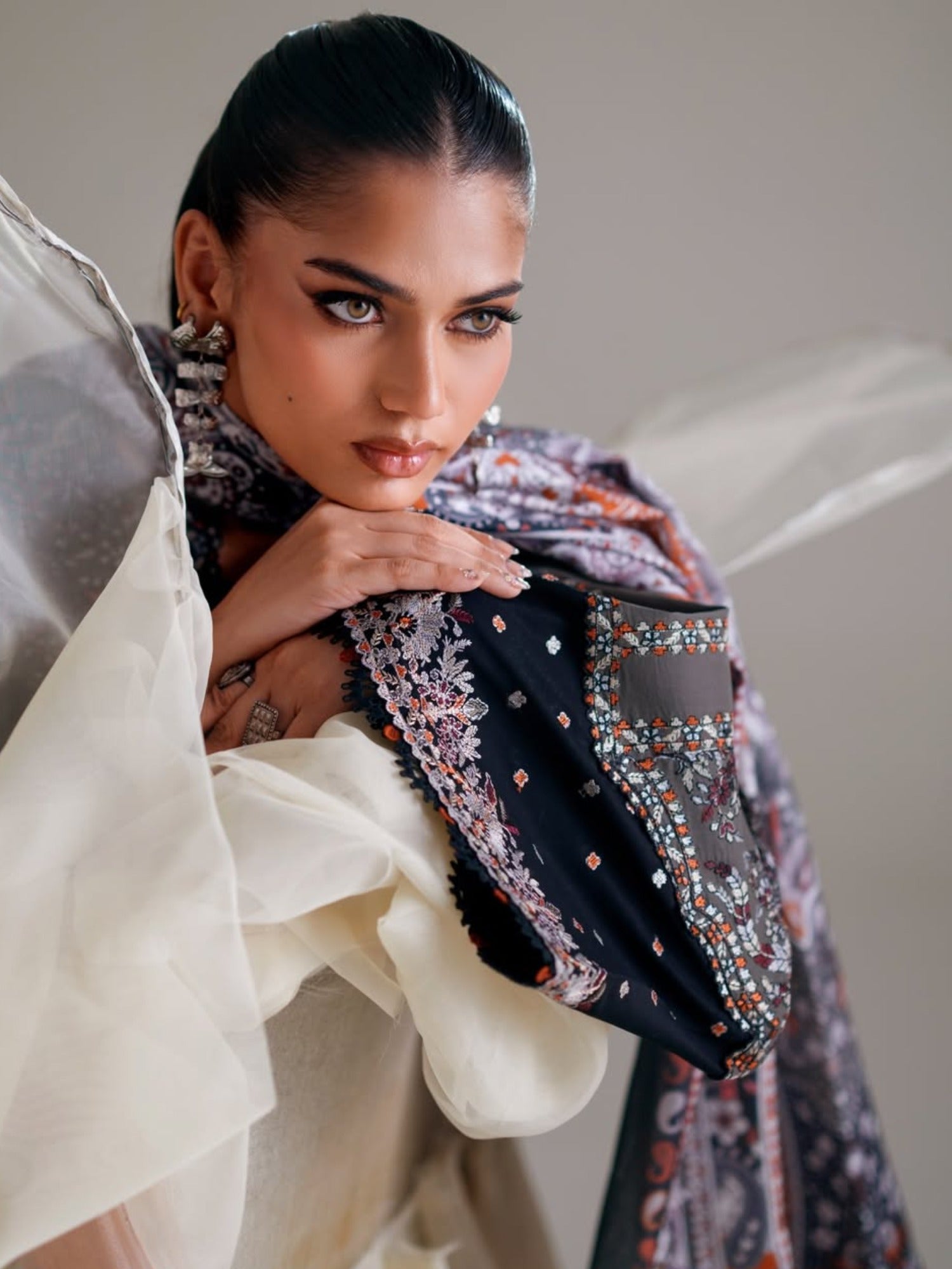 Black Binilyas Amour Luxury Lawn'26 Embroidered Unstitched 3-Piece Suit-182-A