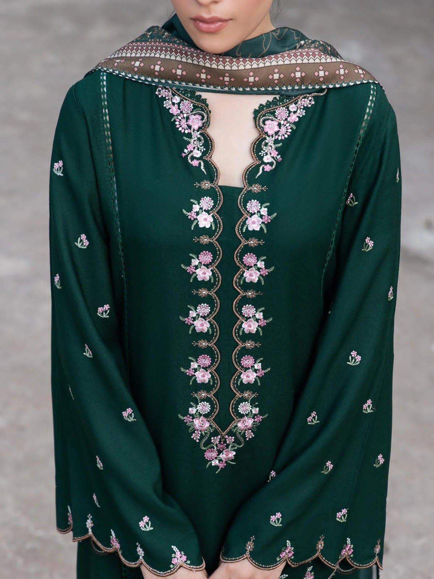 Silai Libas Linen Embroidered Stitched 3-Piece Suit-Ziva-Green