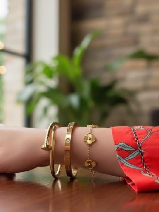 Golden Famus By Mahay Bracelet Pack of 3