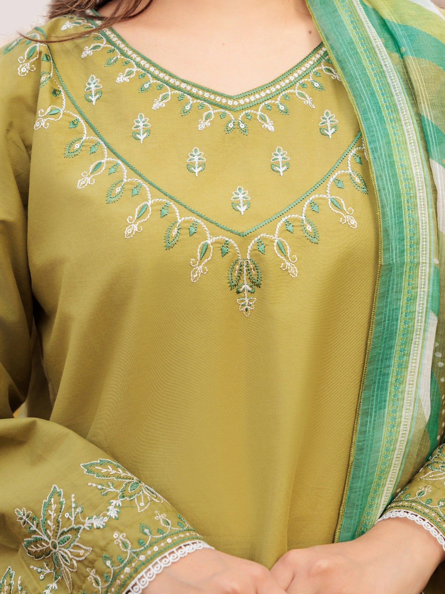 Green MAK Fashion Isra Lawn Drop'1 Embroidered Stitched 3-Piece Suit-Rubina