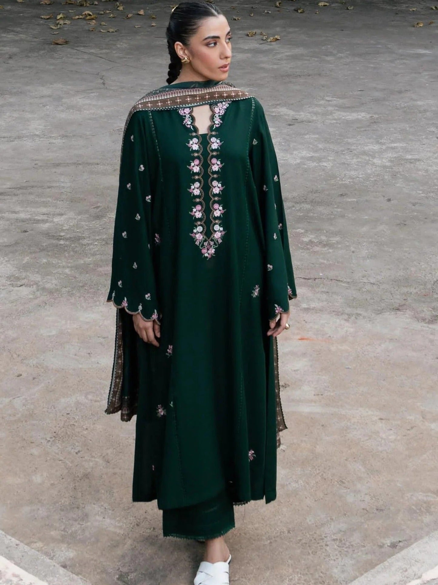 Silai Libas Linen Embroidered Stitched 3-Piece Suit-Ziva-Green