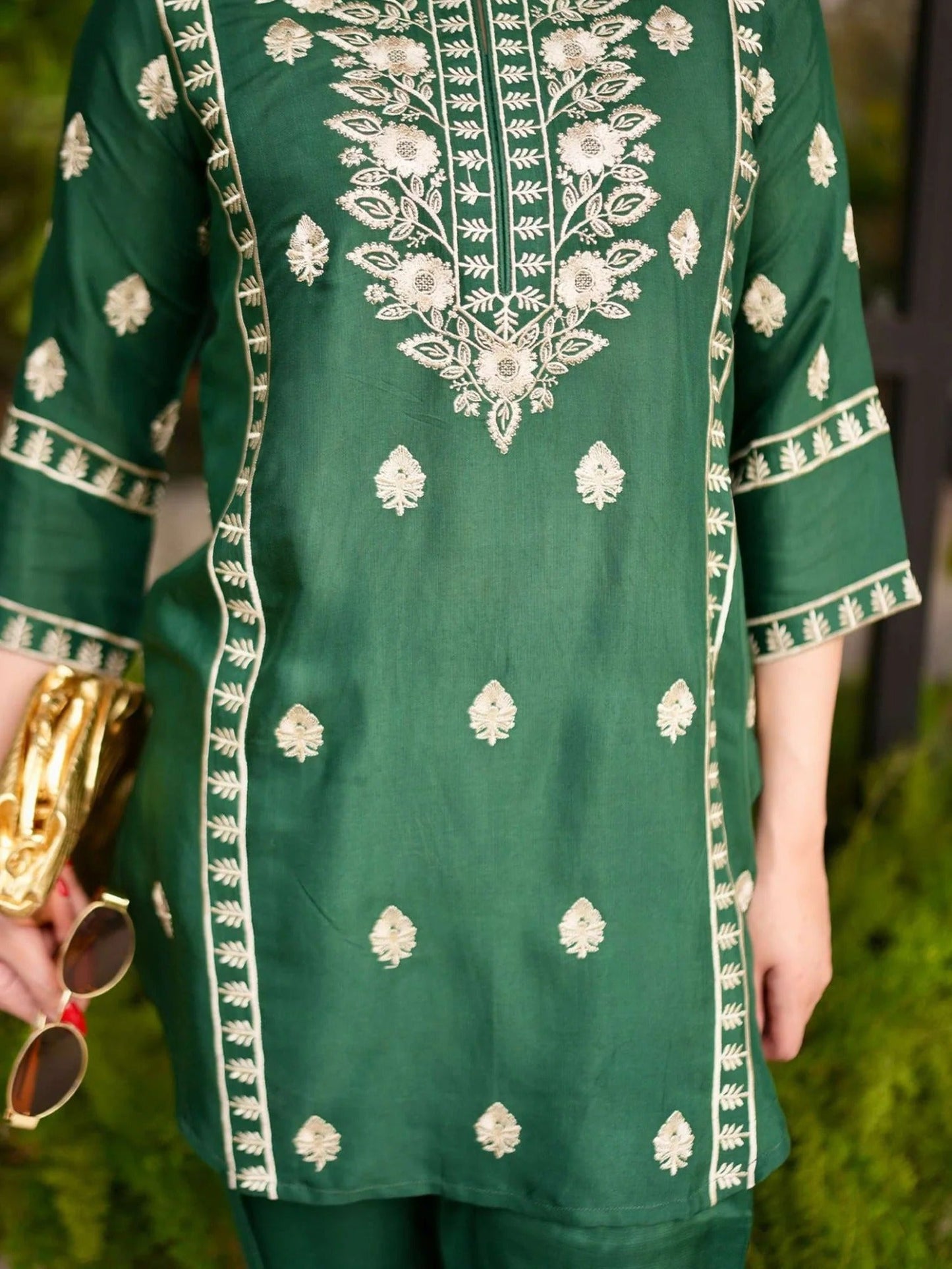 Green-Zeephire Lawn Embroidered Stitched 2-Piece Suit-Aiza Khan
