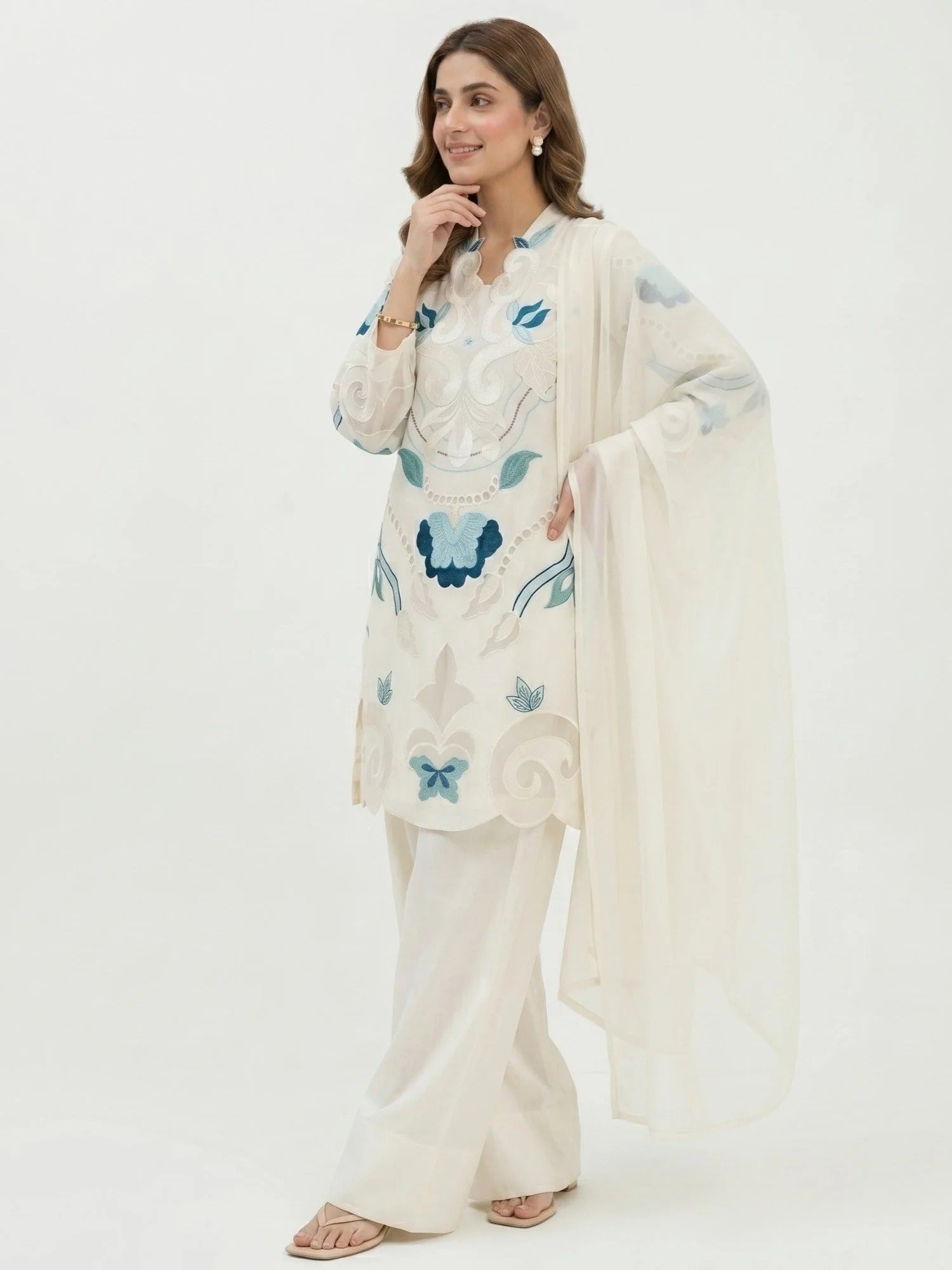 White-Duas Boutique Lawn Embroidered Stitched 3-Piece Suit-Chandni