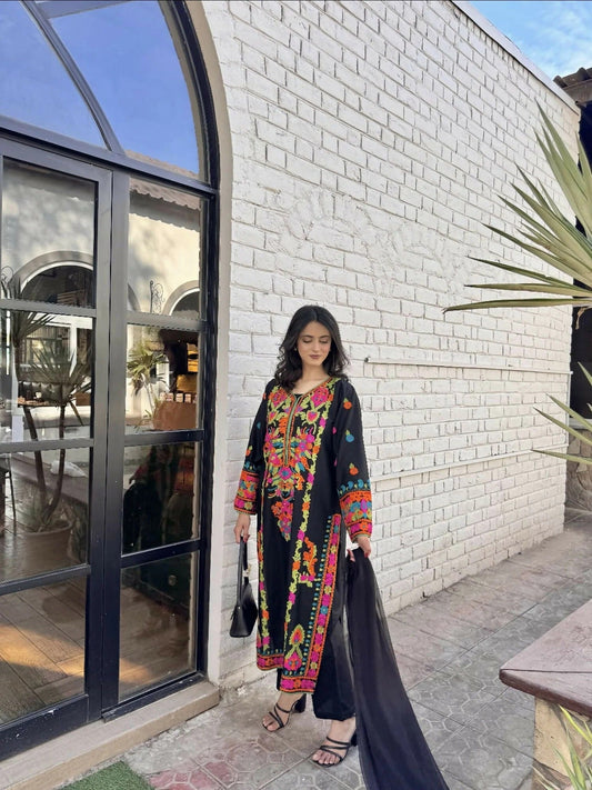 Black-Zeephire Linen Embroidered Stitched 3-Piece Suit-Unaizy B  