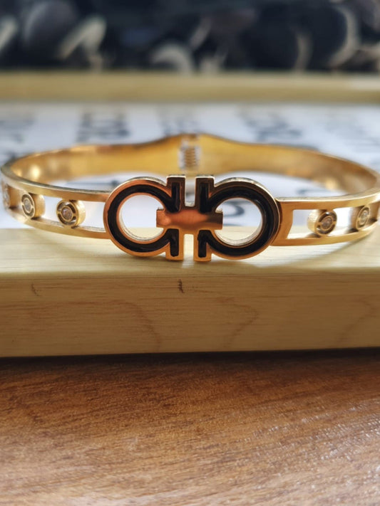 Golden Rameen's Collection Bangle