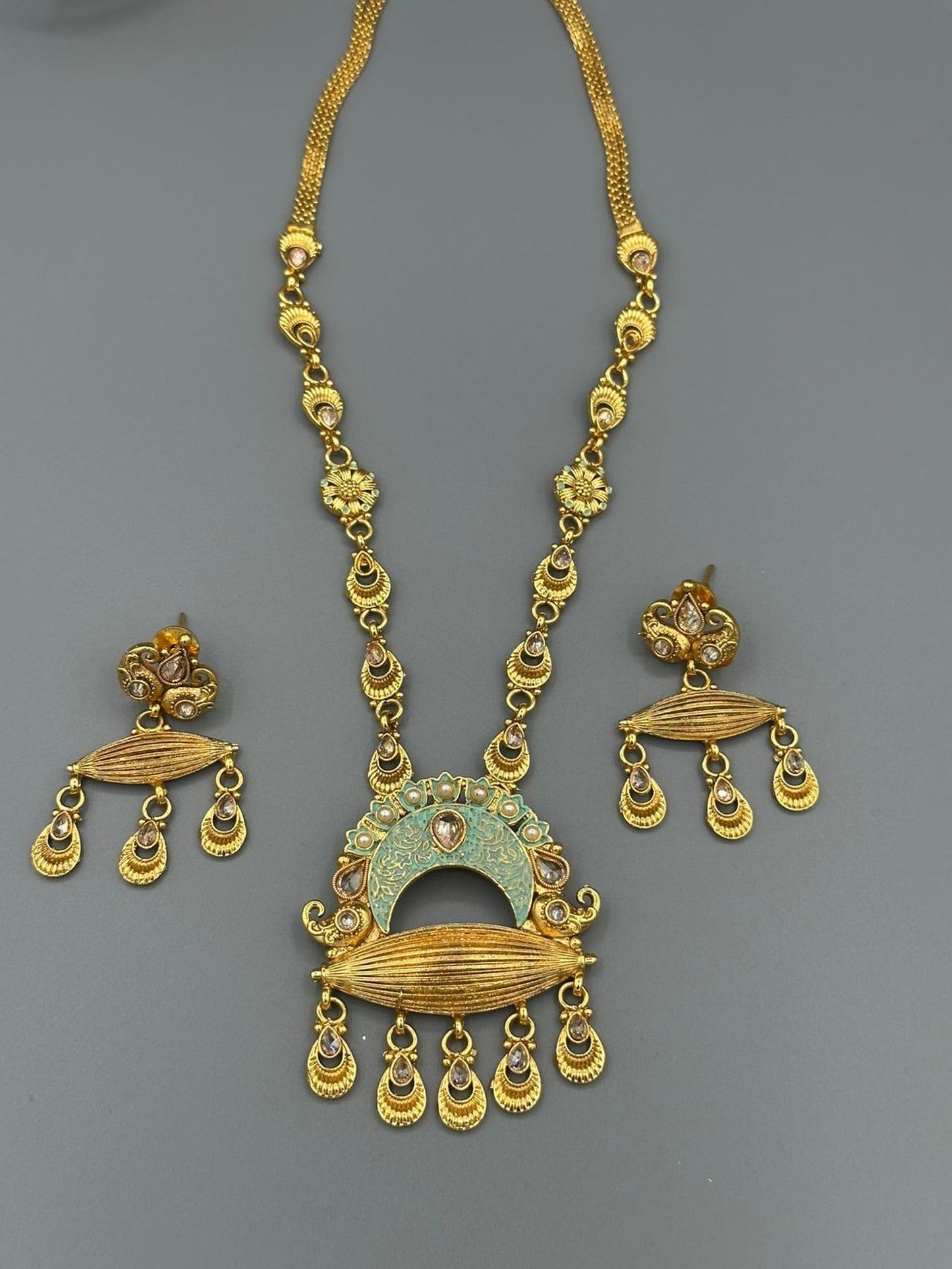 Golden-H&A Jewellery Indian Madrasi handmade Mala set 