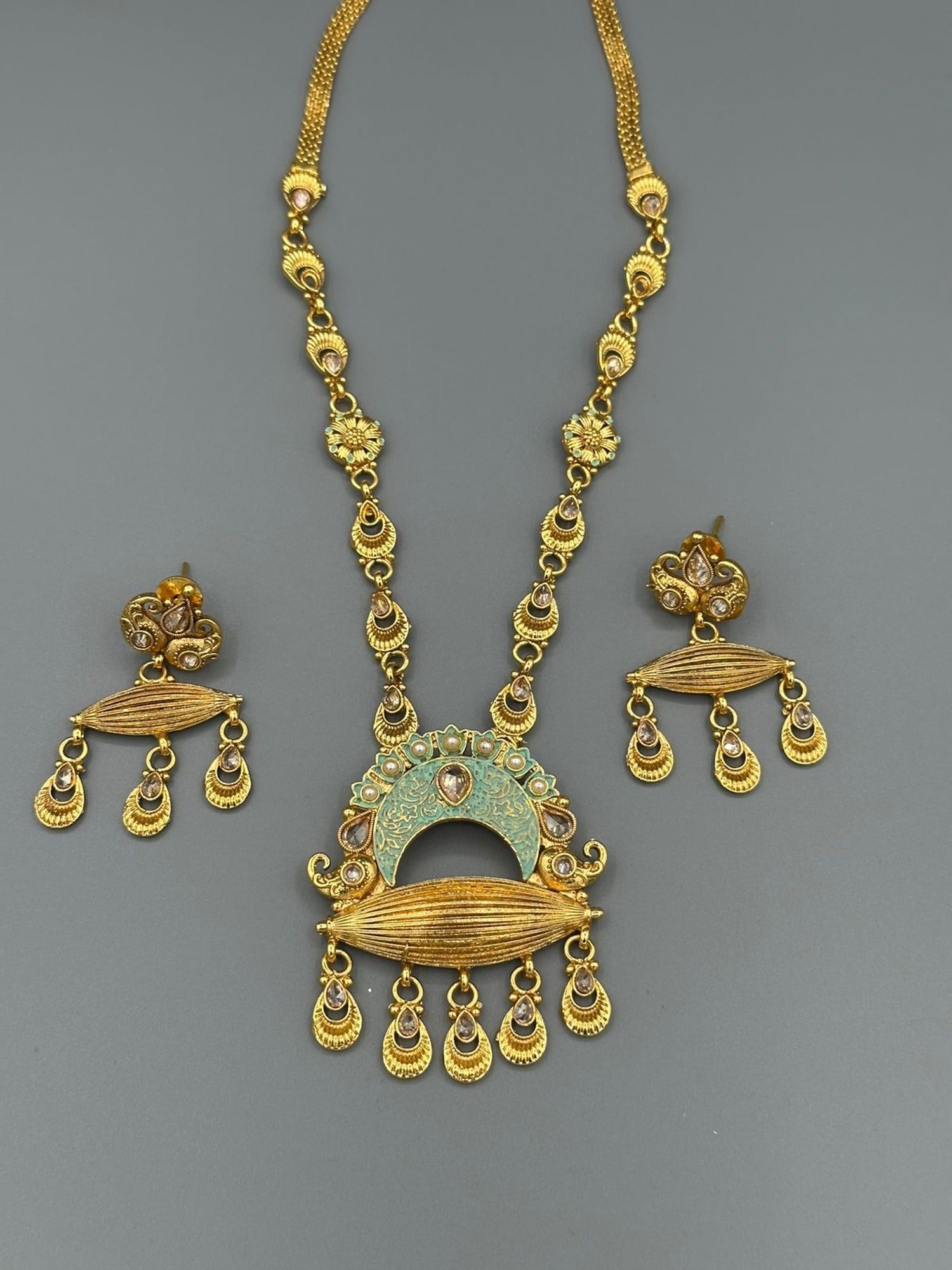 Golden-H&A Jewellery Indian Madrasi handmade Mala set 