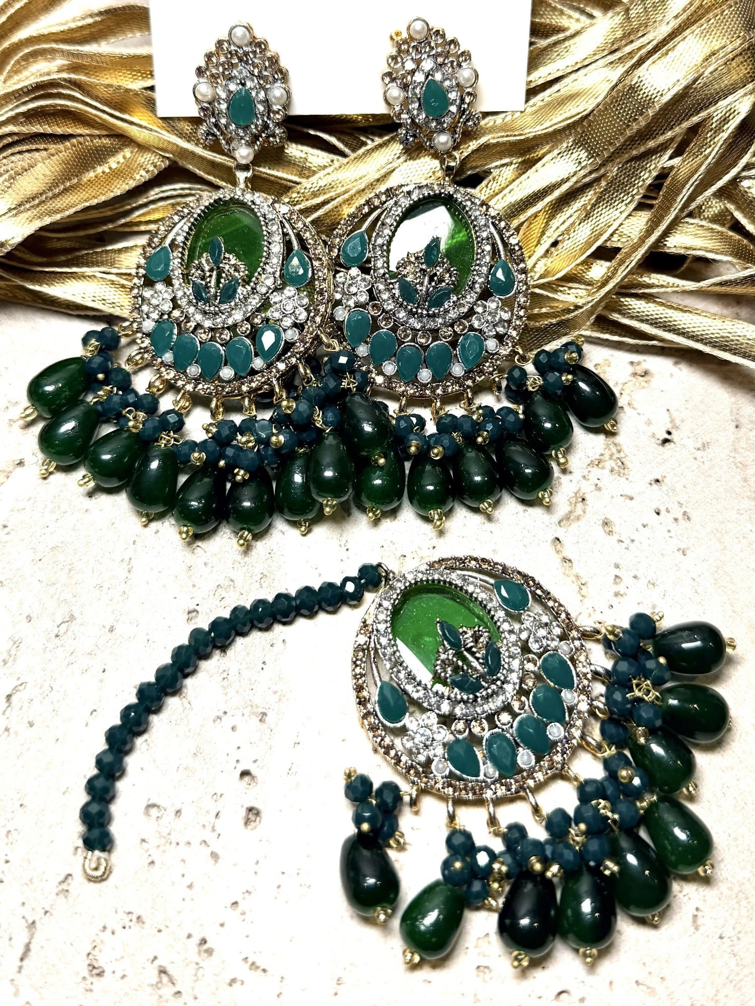 Orya Jewellery Maang Tikka Earrings Set-Emerald Green S10
