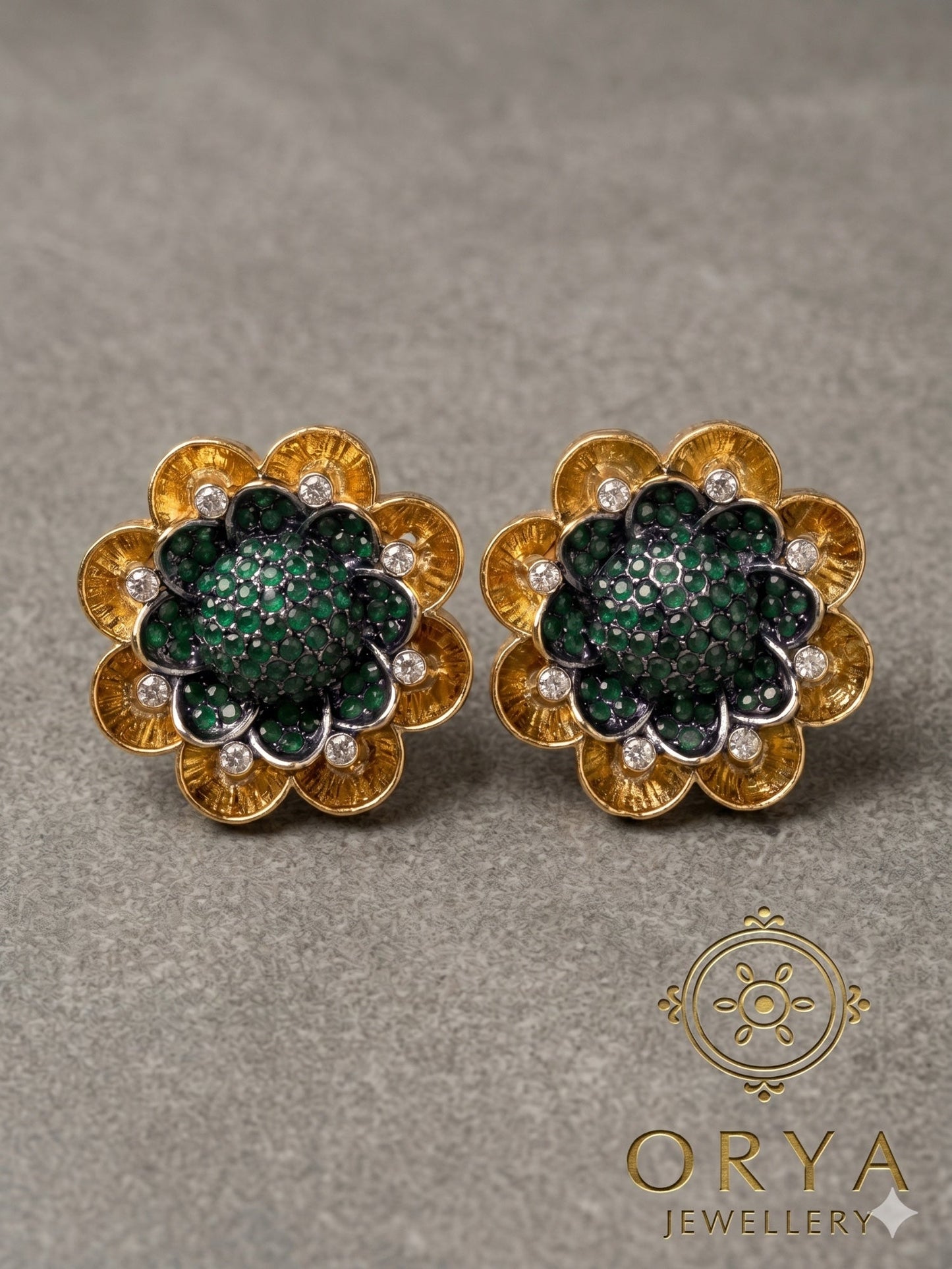 Orya Jewellery Sunflower Stud Earrings-Emerald Green