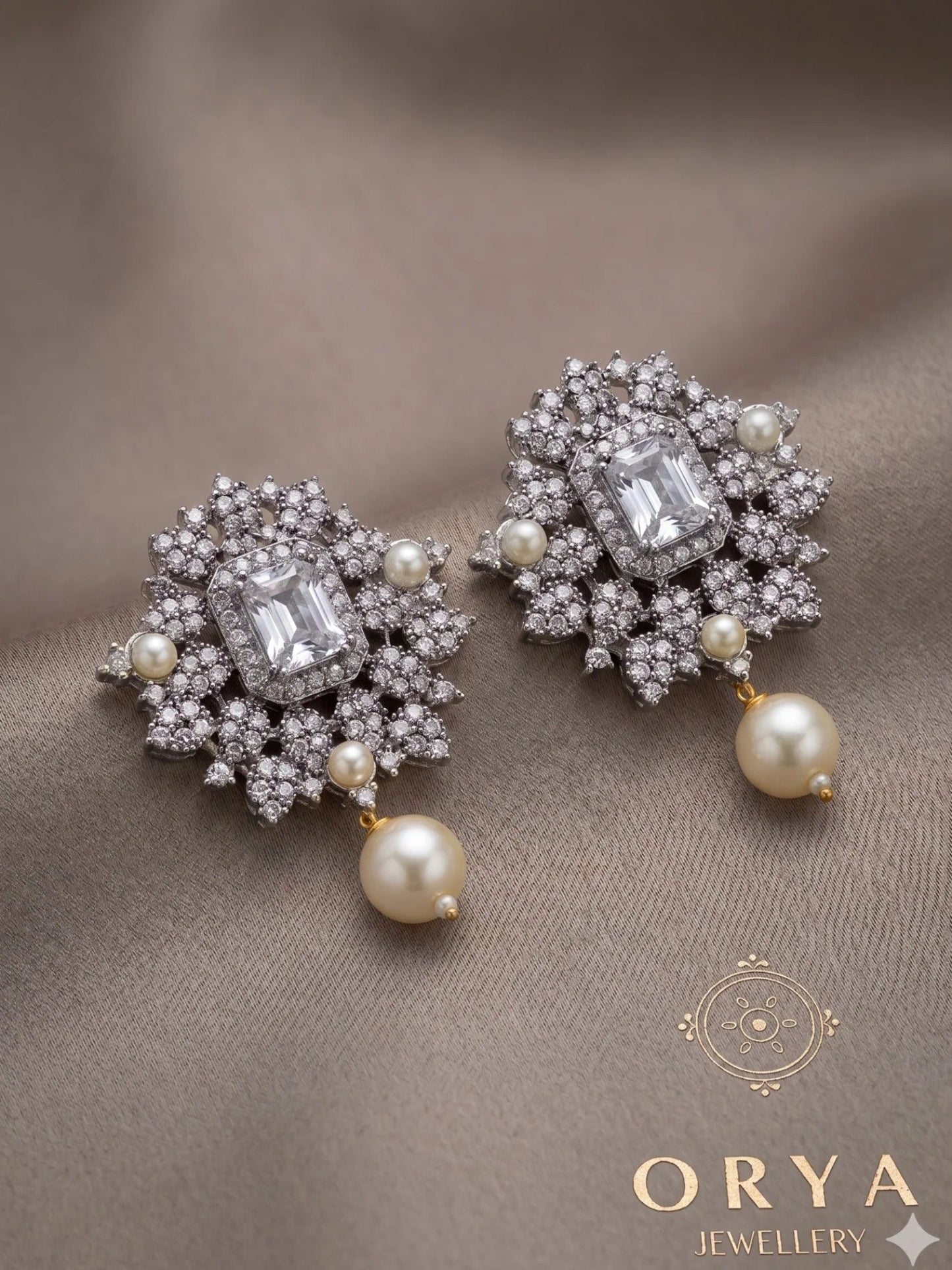 Orya Jewellery Stud Earrings-White E59