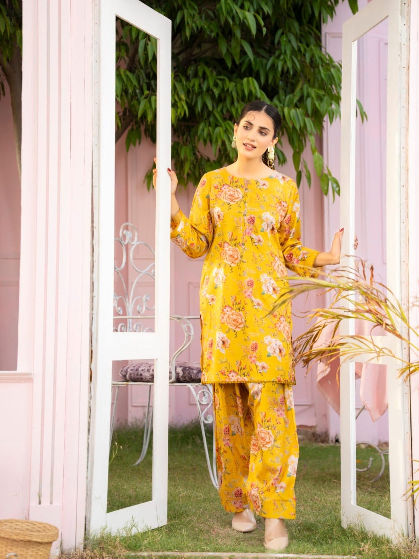 Yellow-Hussain Lawn Printed Stitched 2-Piece Suit