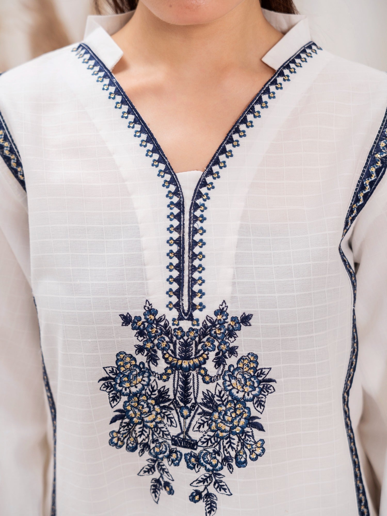 White-HEM Lawn cotton Embroidered Stitched 3-Piece Suit-Snowflake