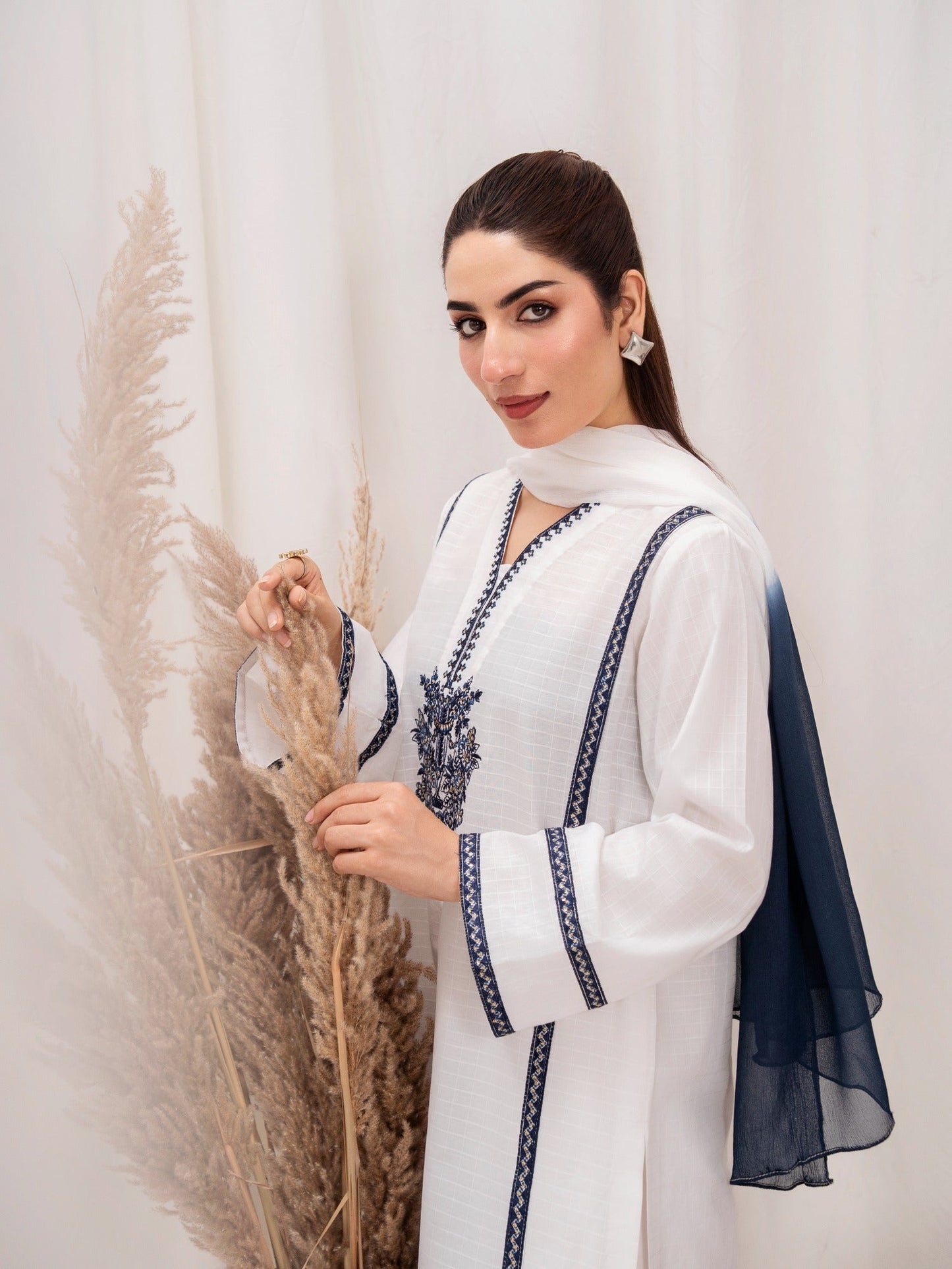 White-HEM Lawn cotton Embroidered Stitched 3-Piece Suit-Snowflake