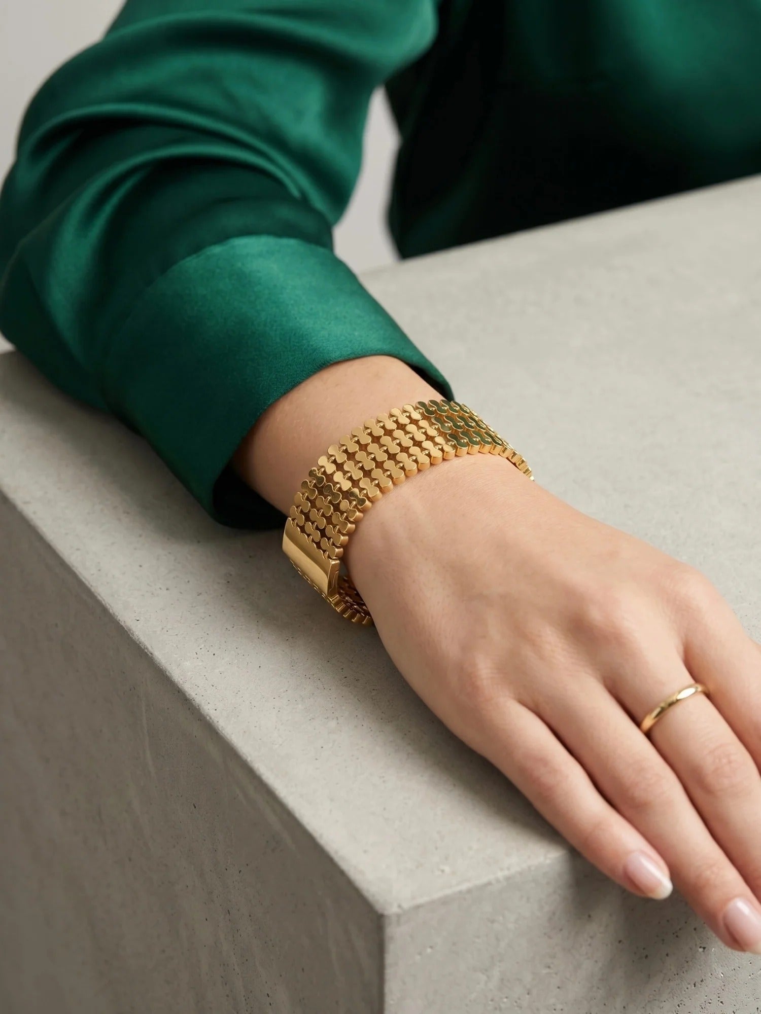 Gold-Orya Jewelry Cuff Bangle-Gold B14