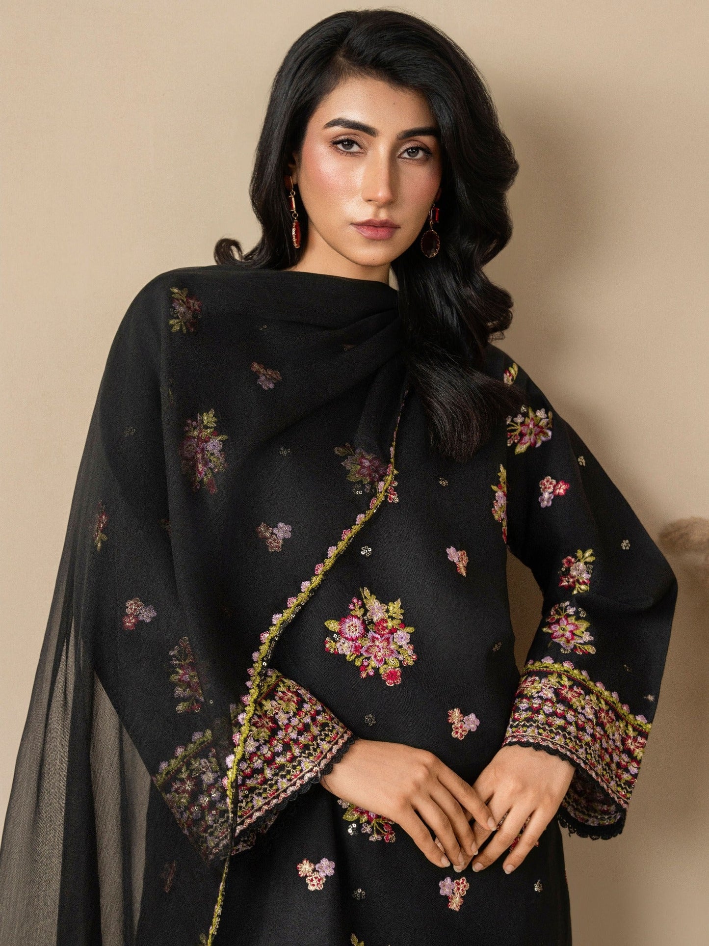 Black Stylish Collection Mahani Lawn Embroidered Stitched 3-Piece Suit-Dilbar
