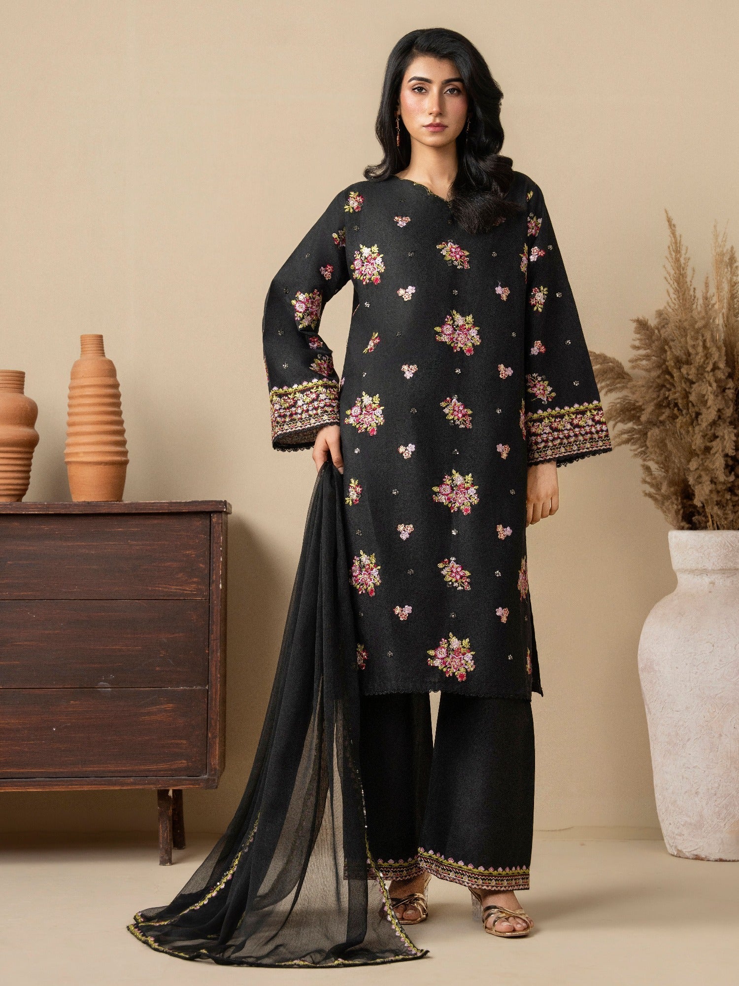 Black Stylish Collection Mahani Lawn Embroidered Stitched 3-Piece Suit-Dilbar