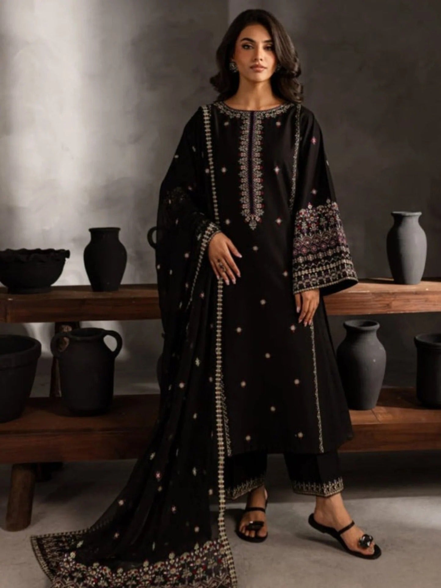 Black-Ayat Closet Linen Embroidered Stitched 3-Piece Suit-Black Hooriya