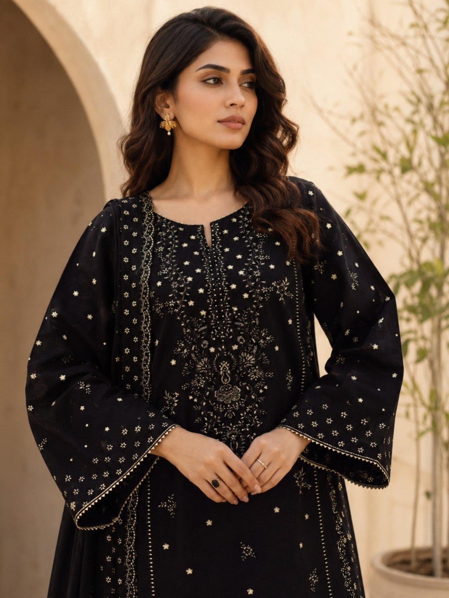 Black Stylish Collection Mahani Lawn Embroidered Stitched 3-Piece Suit-Mannat