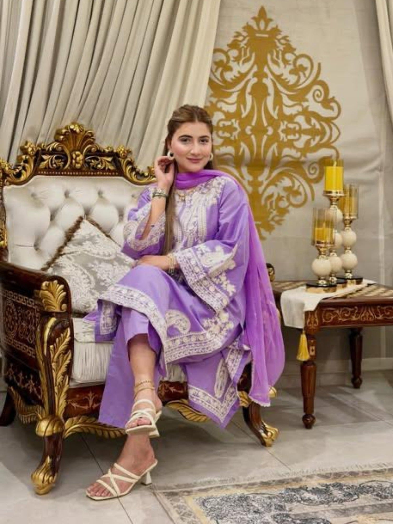 Lilac Stylish Collection Mahani Lawn Embroidered Stitched 3-Piece Suit-Afreen Lilac