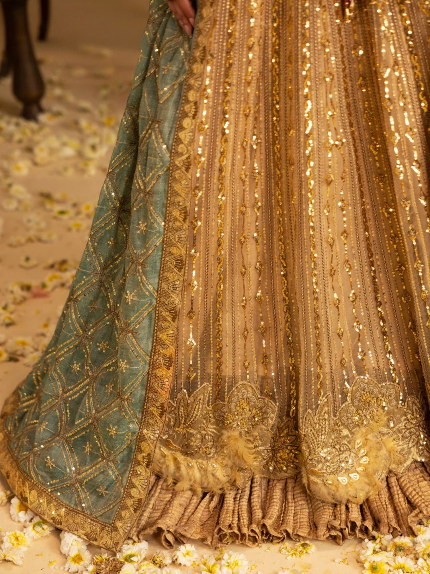 Golden Sara Jahan Rang e Bahar Net Embellished Maxi-SJ-1043