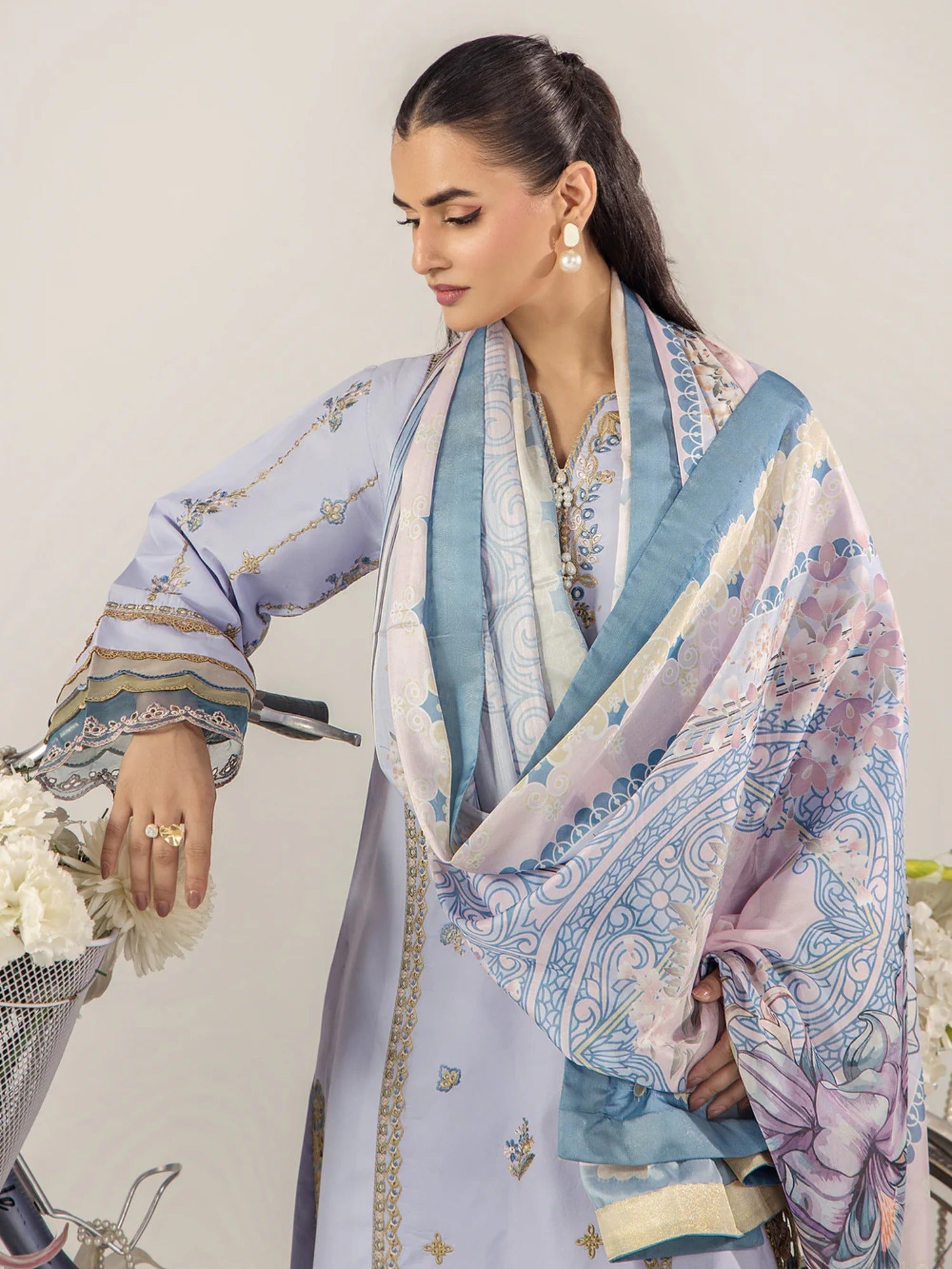 Sara Jahan Breeze Lawn'26 Embroidered Stitched 3-Piece Suit-SJ-1090