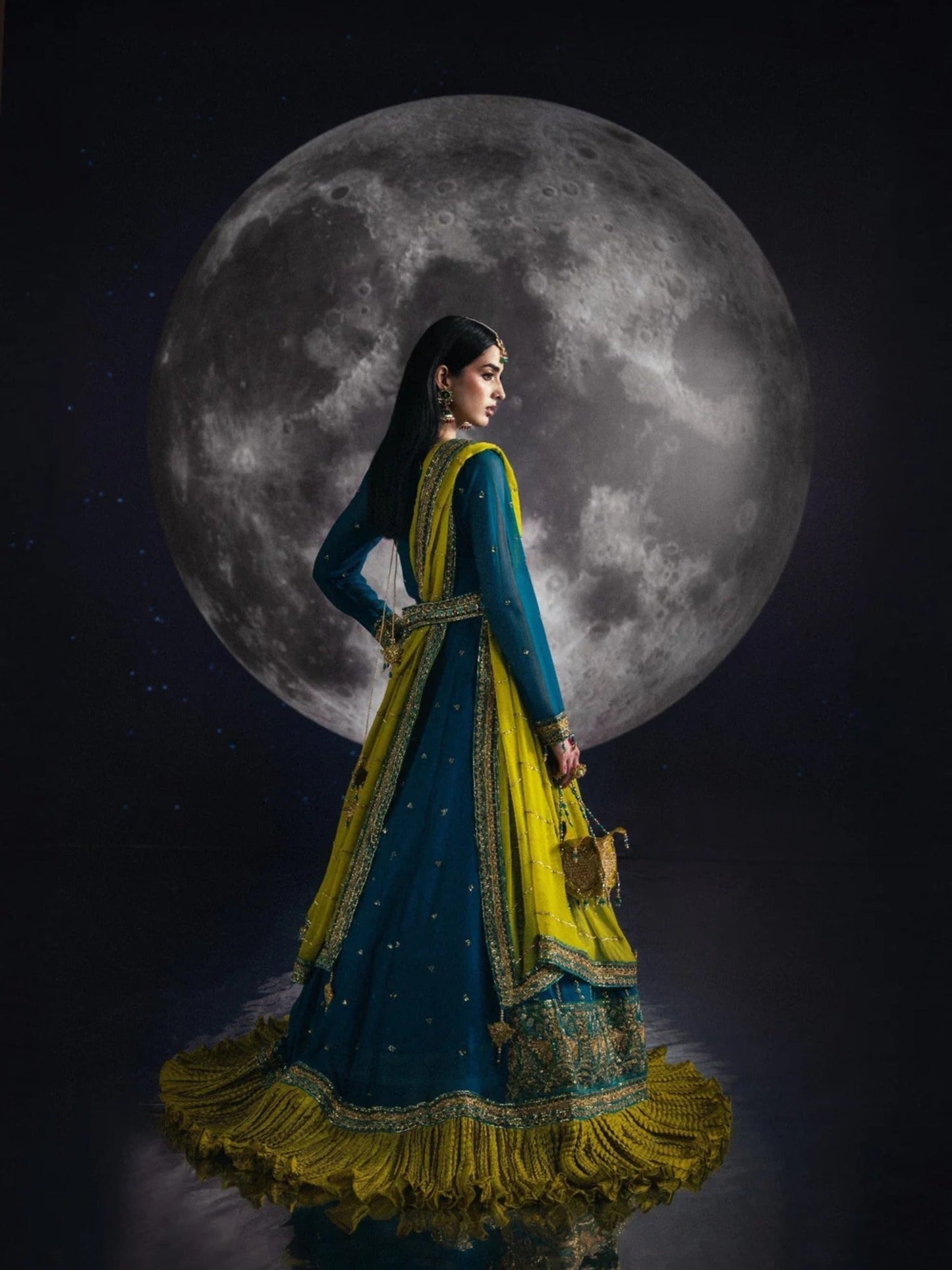Sara Jahan Chiffon Embroidered Maxi-SJ-1003