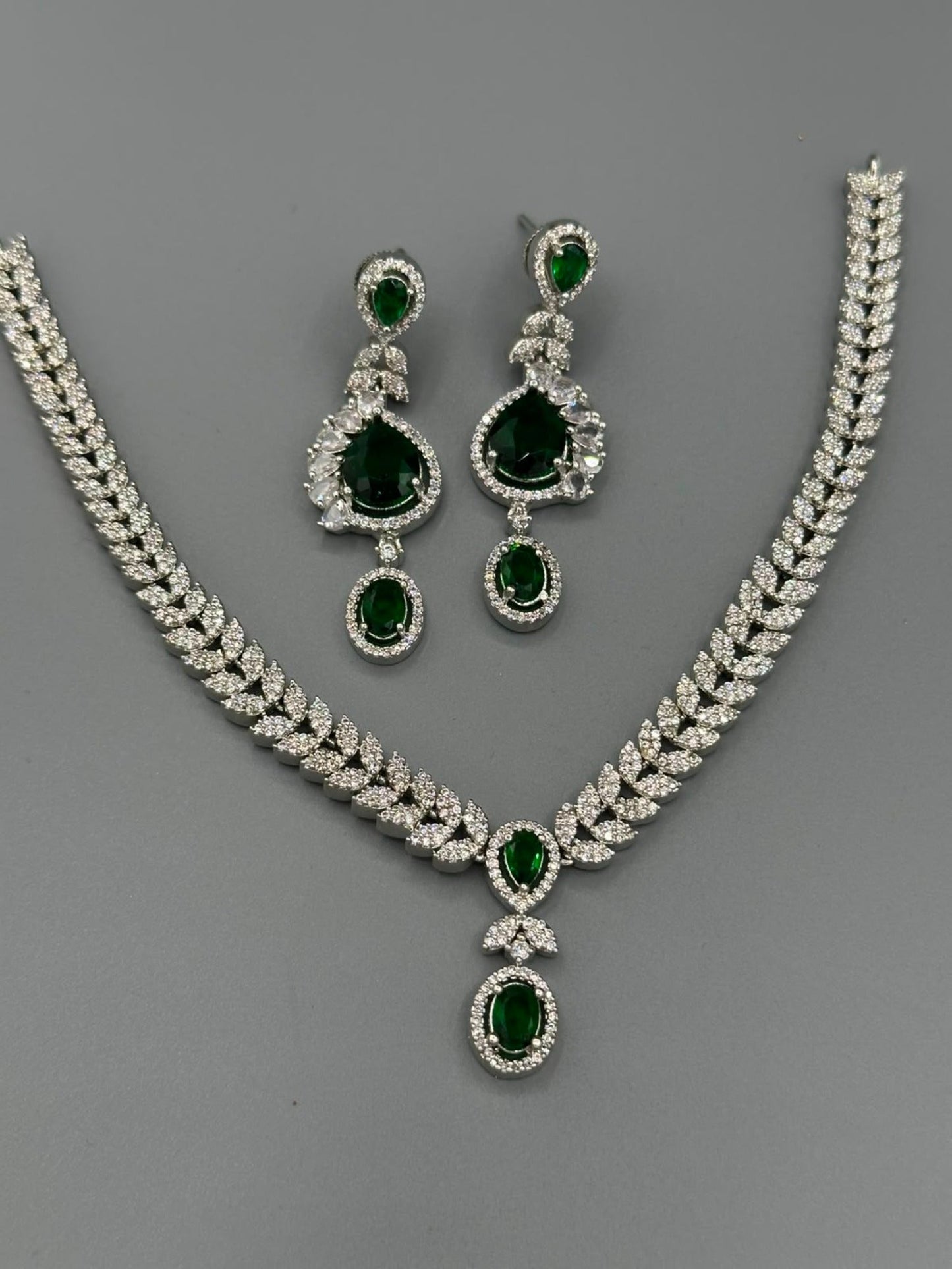 H&A Jewellery One Carat Silver Rhodium Plated Jewellery Set 