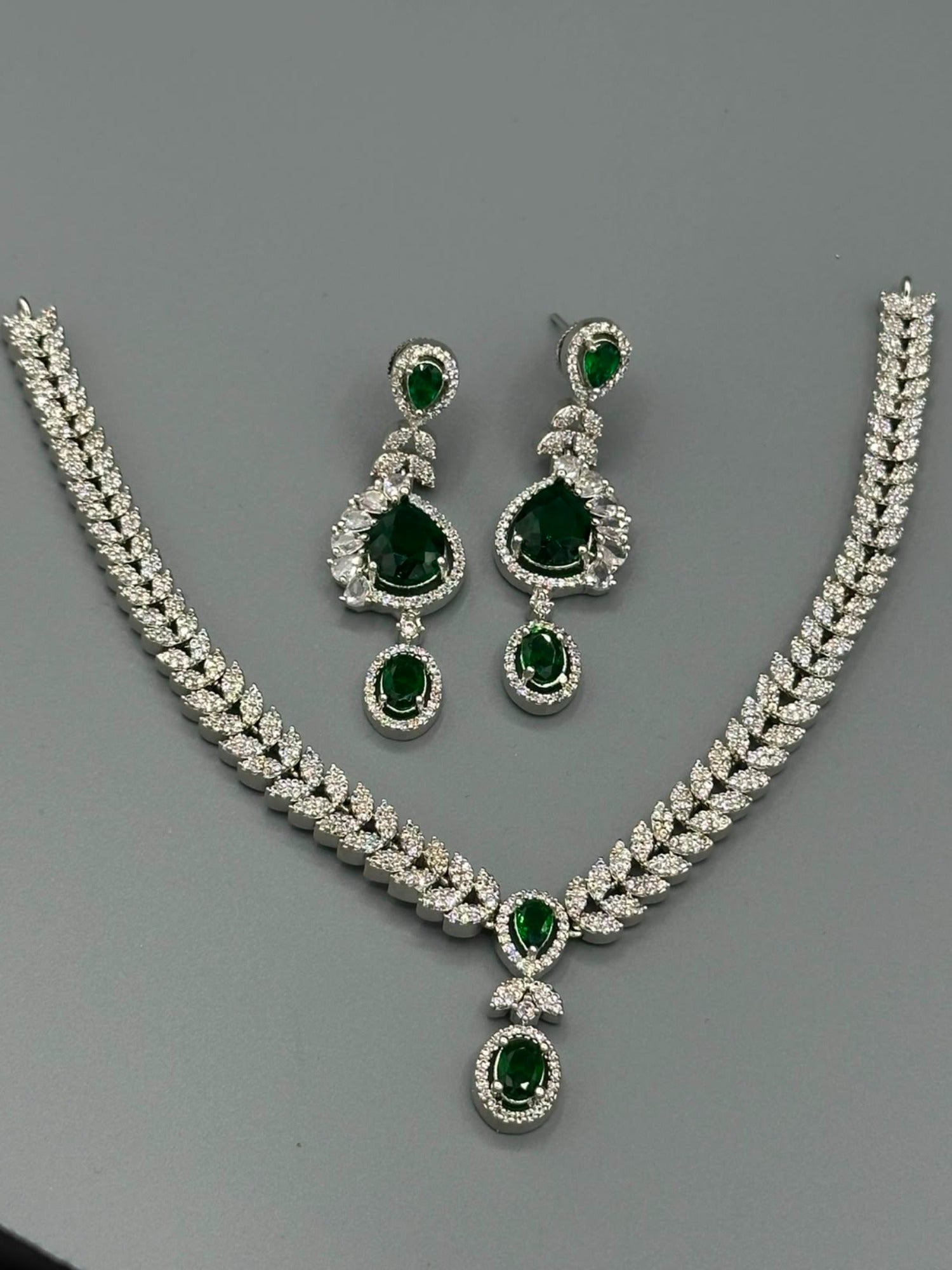 H&A Jewellery One Carat Silver Rhodium Plated Jewellery Set 