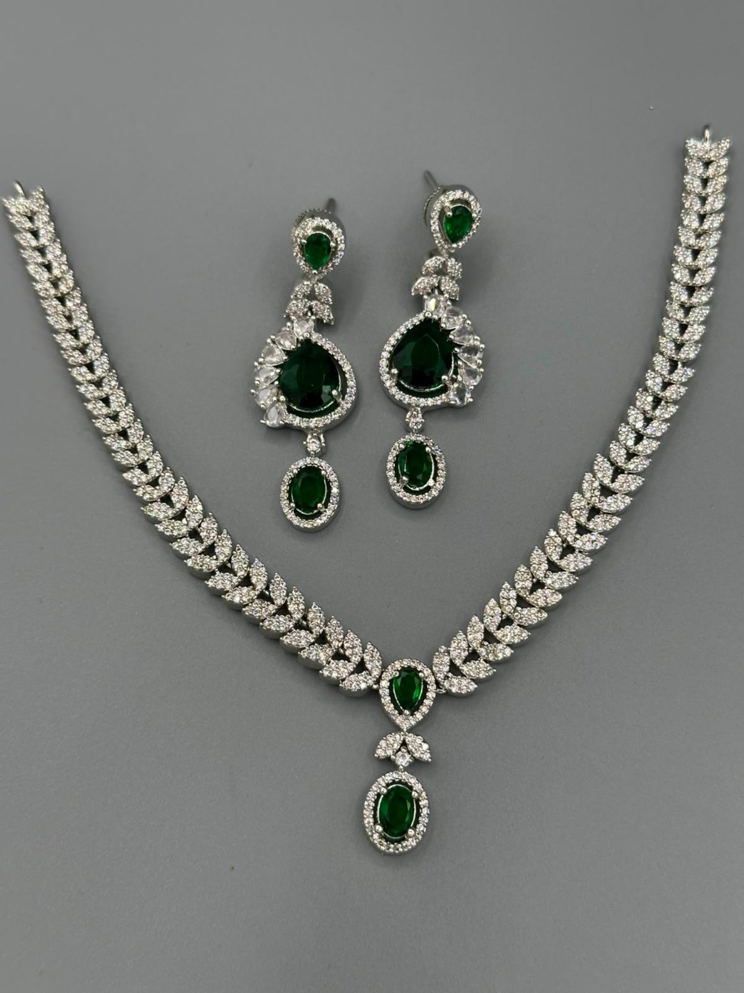 H&A Jewellery One Carat Silver Rhodium Plated Jewellery Set 