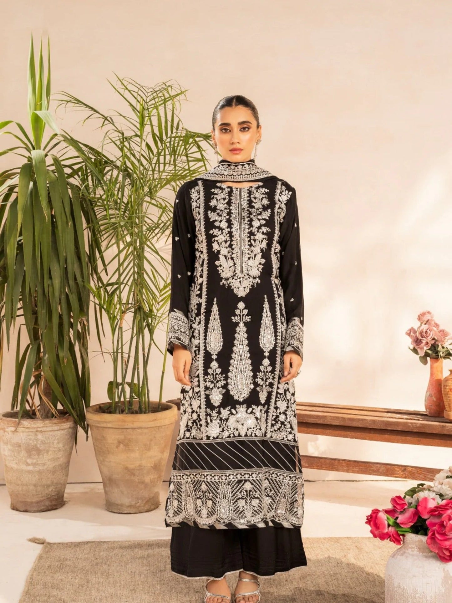 Black Sara Jahan Georgette Chiffon Embroidered Stitched 3-Piece Suit-Komal