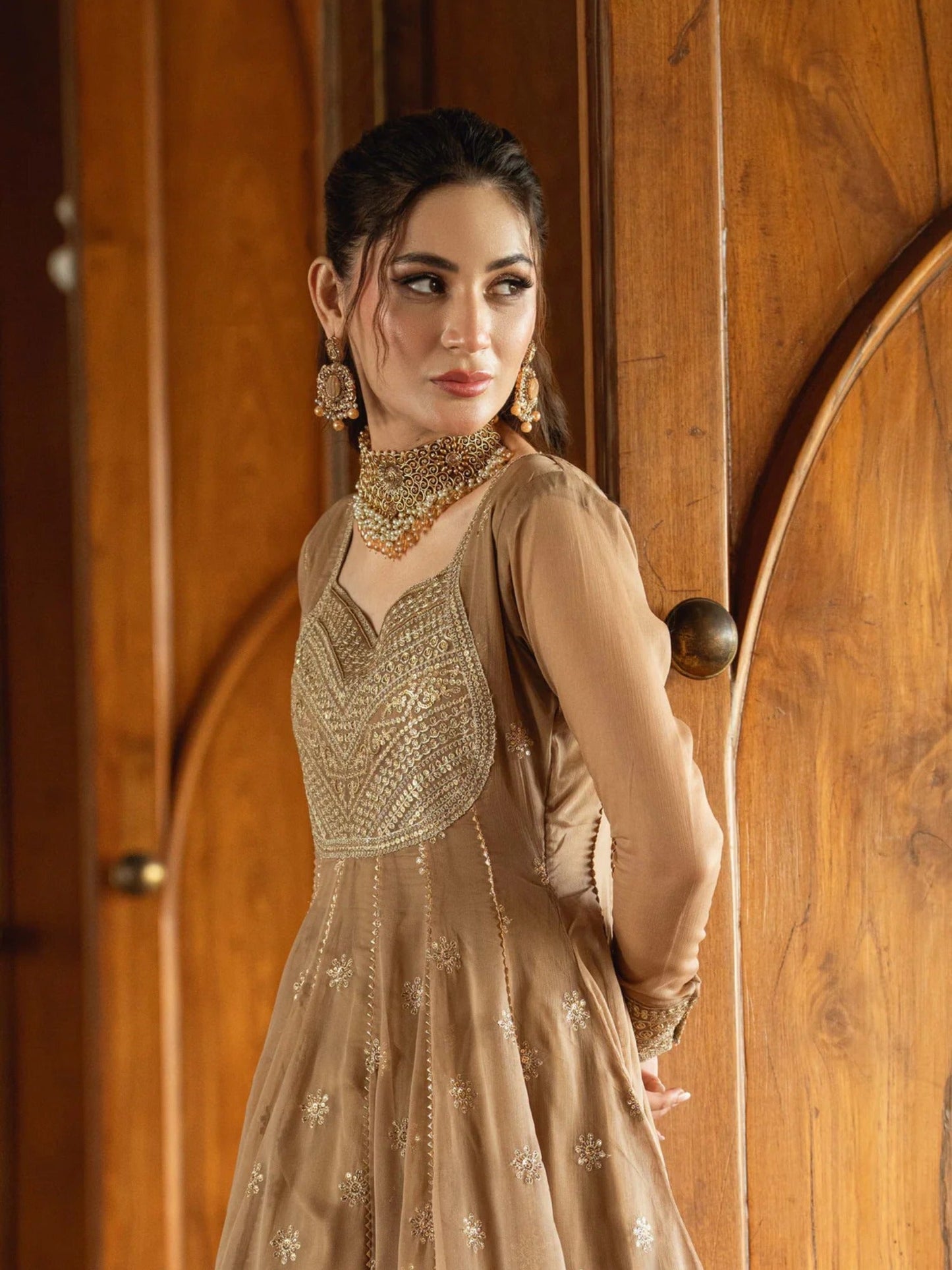 Hani & Umaima Chiffon Embroidered Stitched 2-Piece Suit-Daze